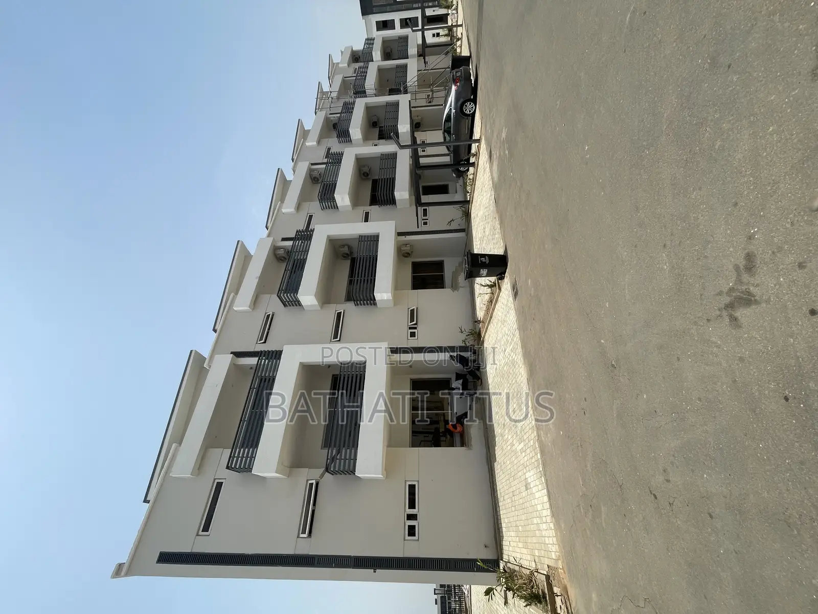 4bdrm Duplex in Bilaad Estate, Life Camp for sale in Life Camp