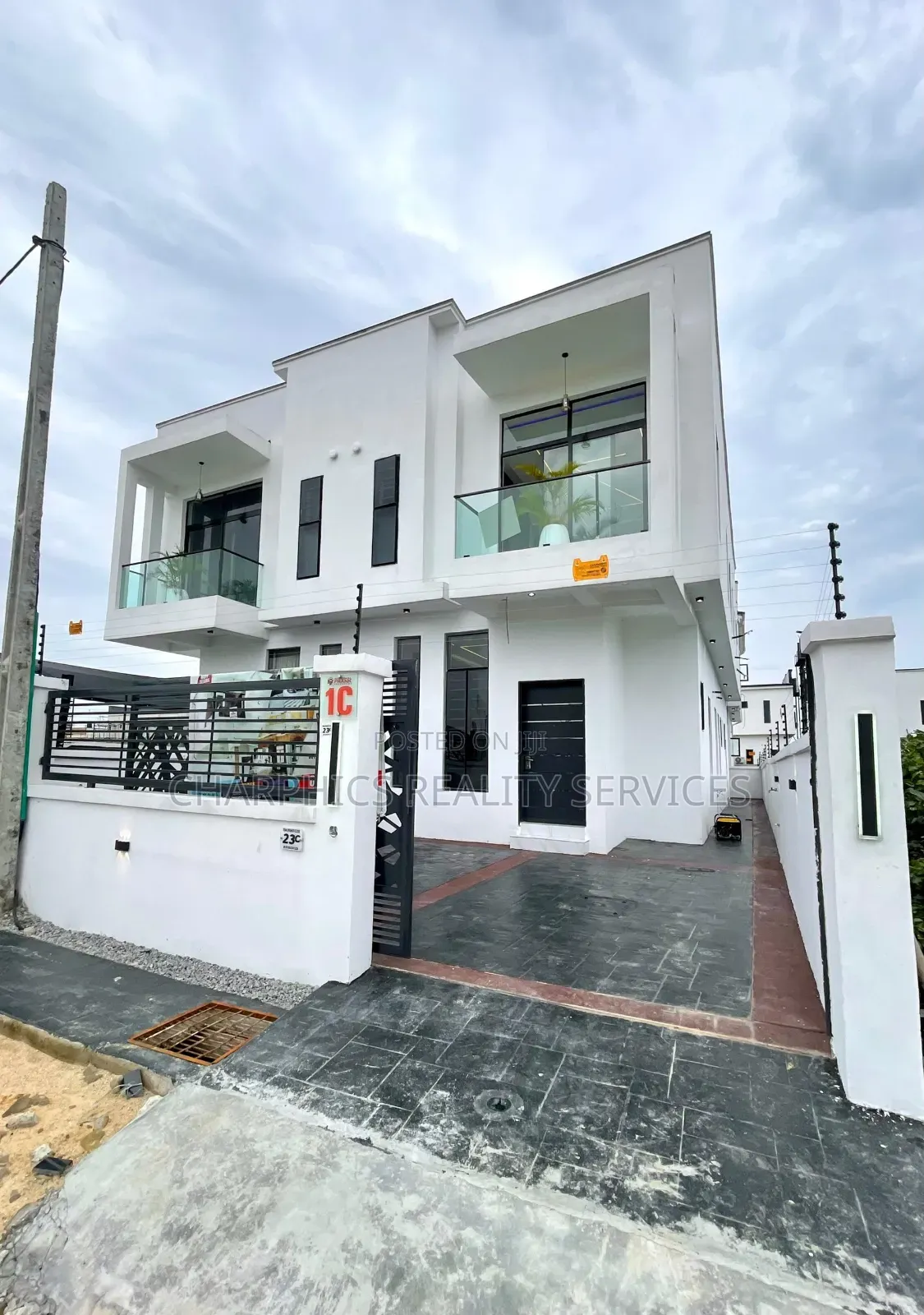 5bdrm Duplex in Ajah for sale in Ajah