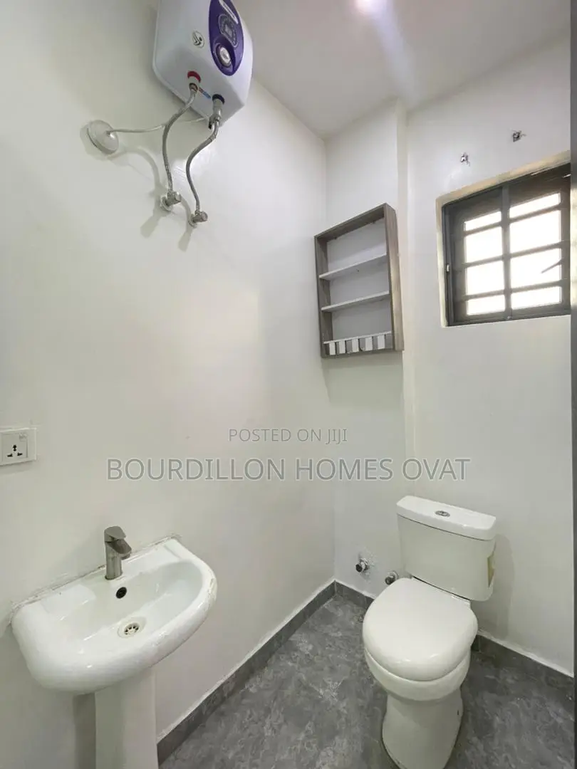 1bdrm Apartment in Lekki Phase 1 for sale in Lekki Phase 1