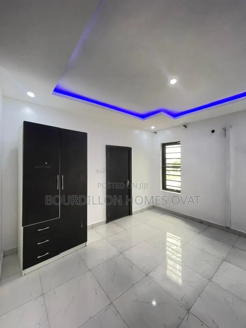 1bdrm Apartment in Lekki Phase 1 for sale in Lekki Phase 1