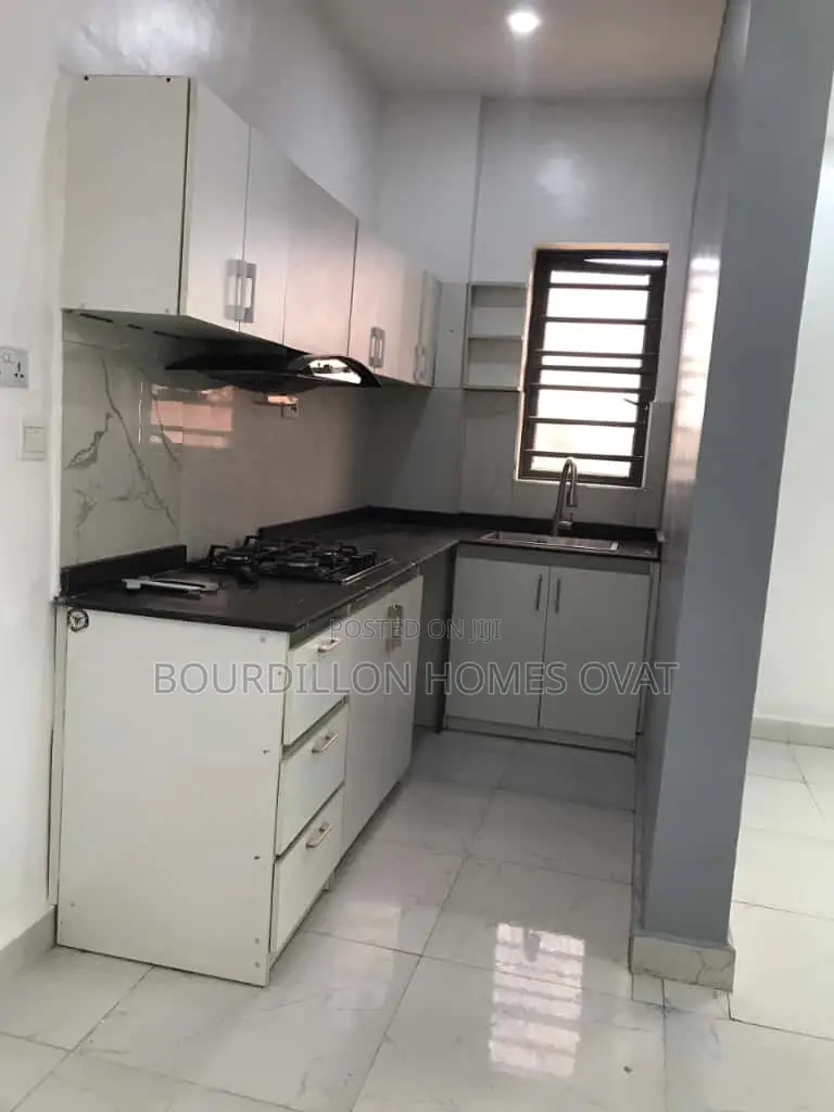 1bdrm Apartment in Lekki Phase 1 for sale in Lekki Phase 1