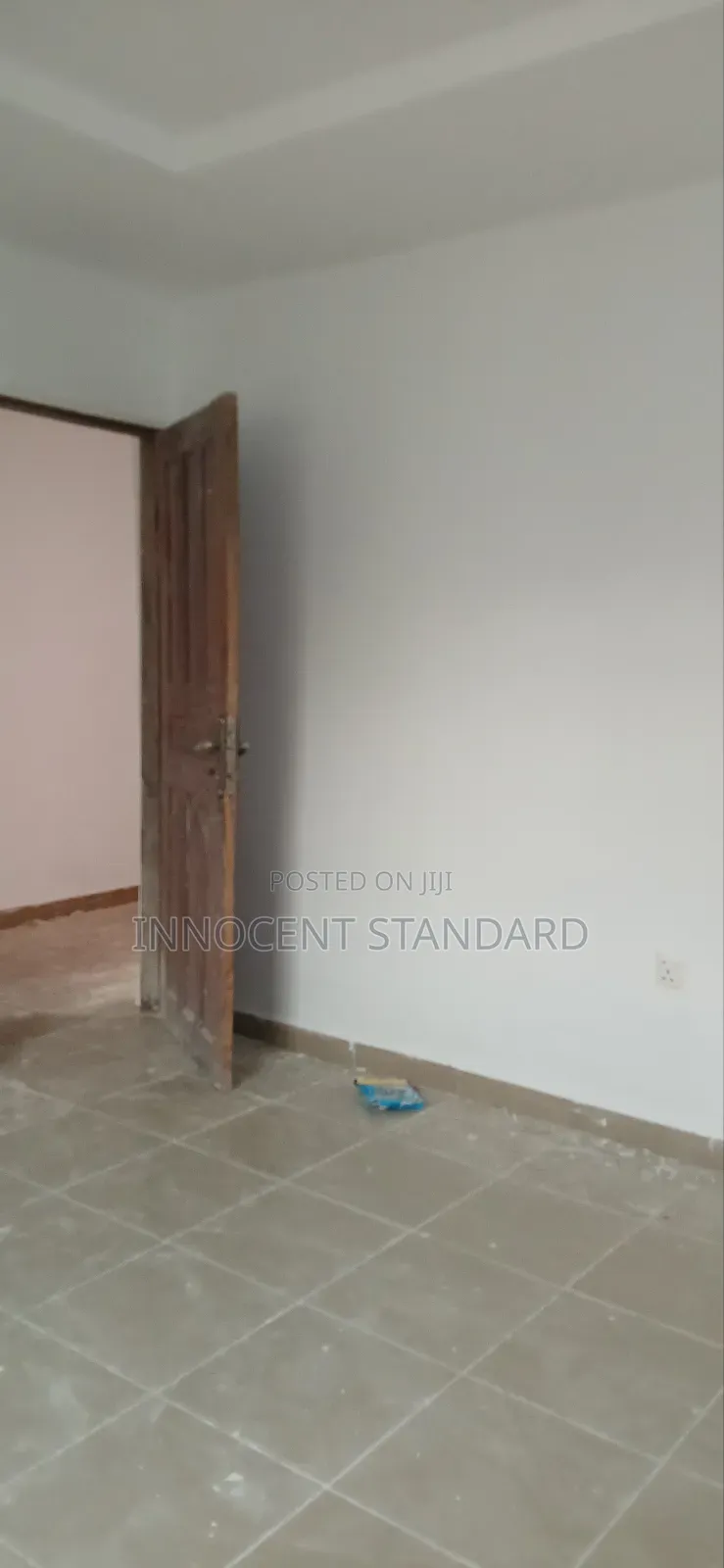 1bdrm Block of Flats in Item 7 Chikakore, Kubwa for rent in Kubwa