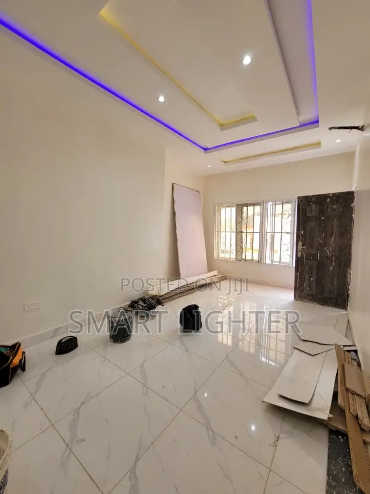 2bdrm Block of Flats in Apo Resettlement for sale in Apo Resettlement