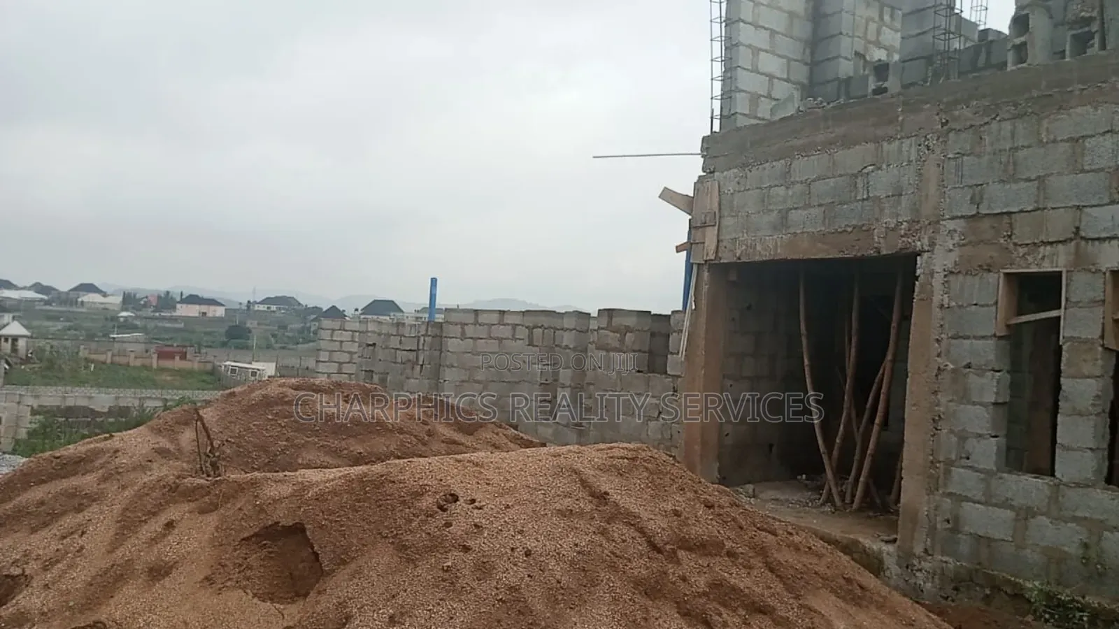 3bdrm Duplex In Maitama For Sale in Maitama