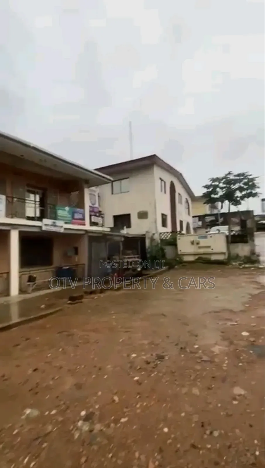 For Sale Commercial Office Complex of Tenement Building of 6rooms Etc in Ibadan