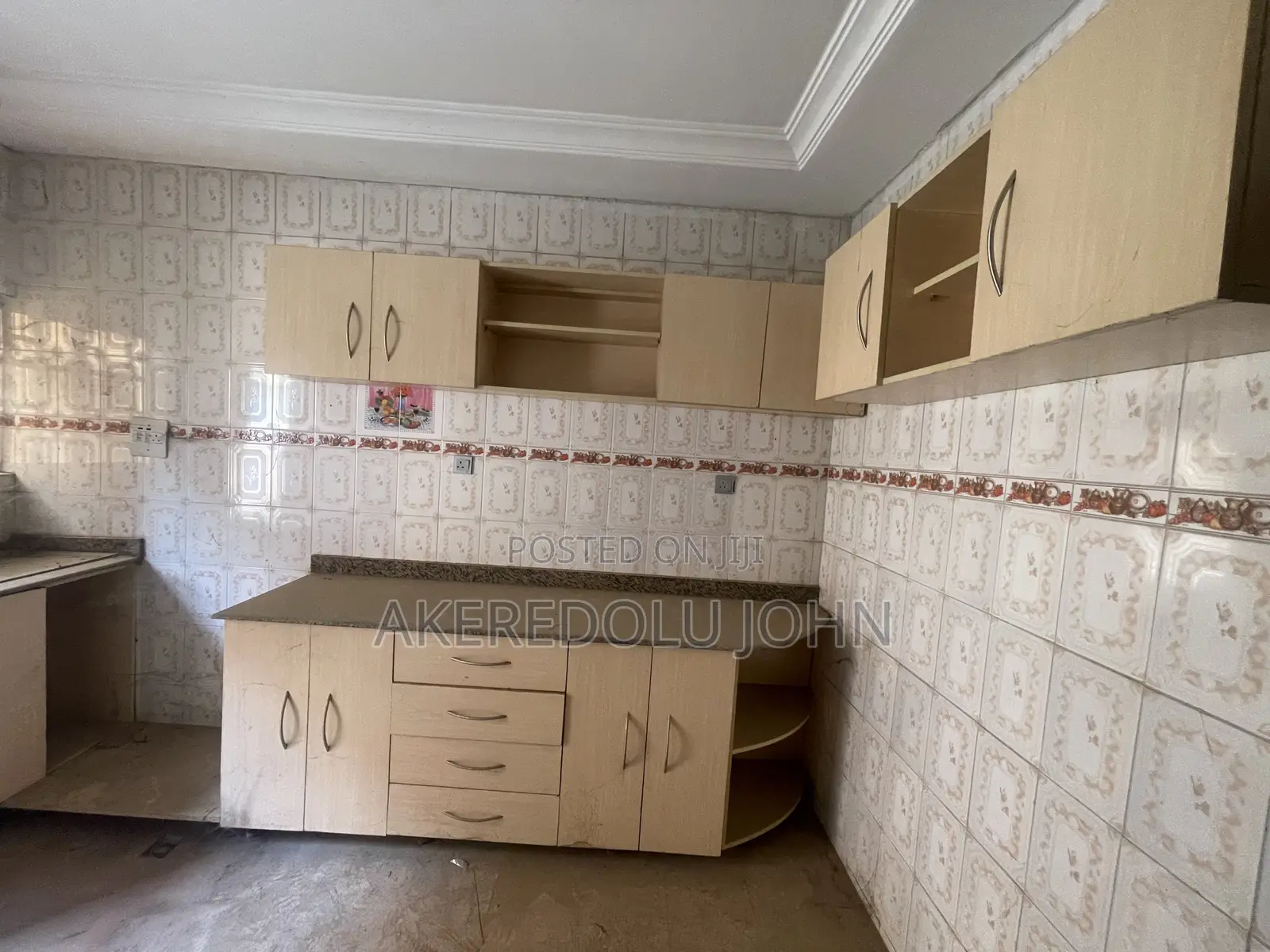 3bdrm Bungalow in Idu Industrial for sale in Idu Industrial