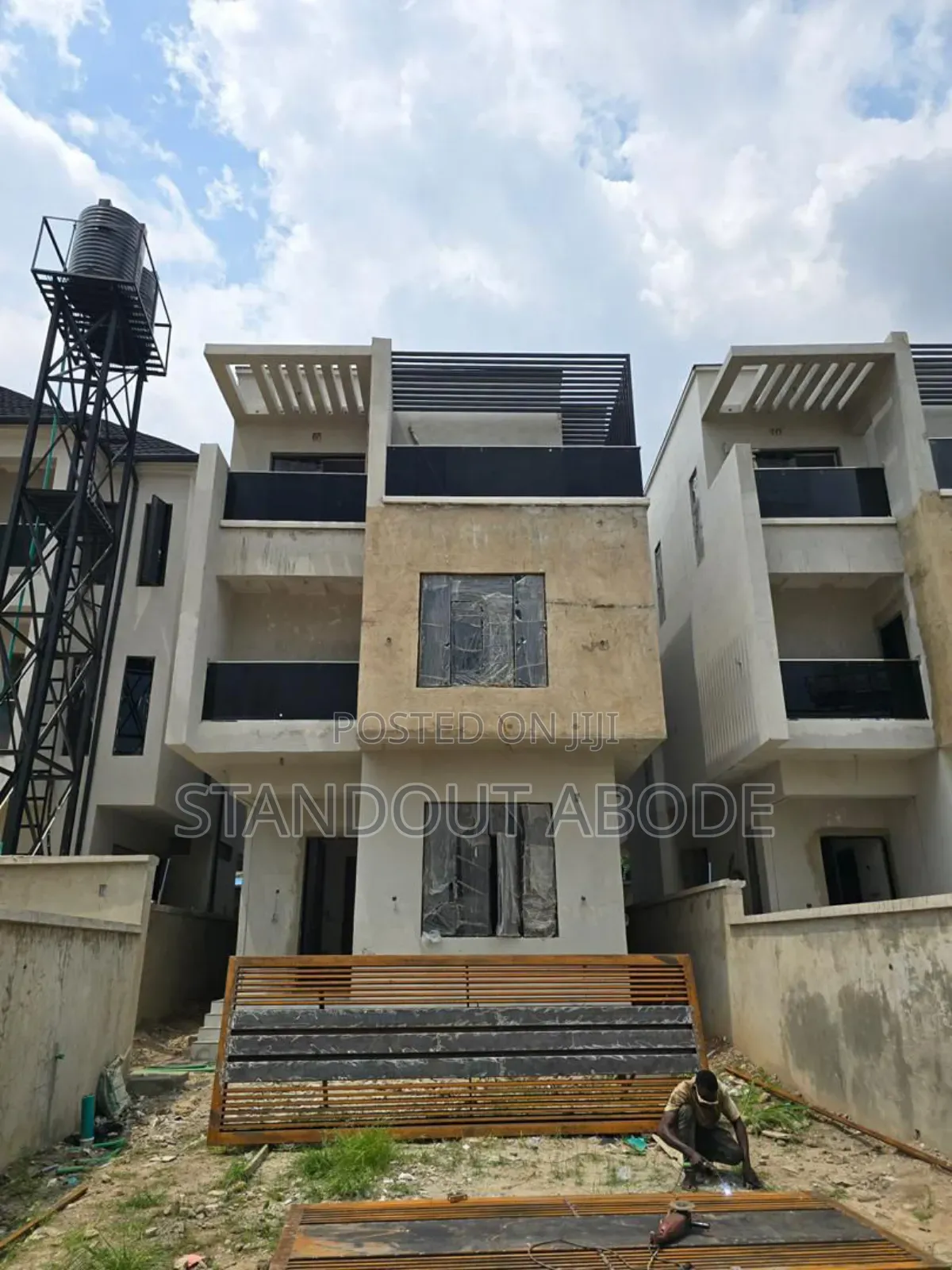 5bdrm Duplex in Inside An Estate, Ikeja for sale in Ikeja