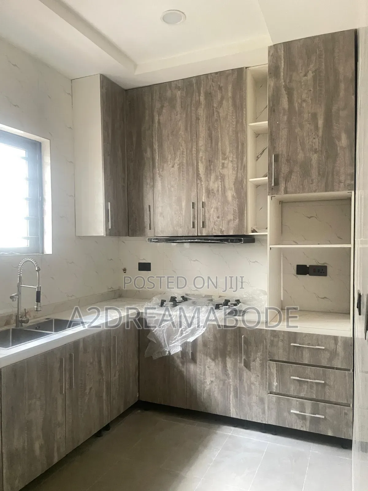 4bdrm Duplex in Omole Phase 2 for rent in Omole Phase 2