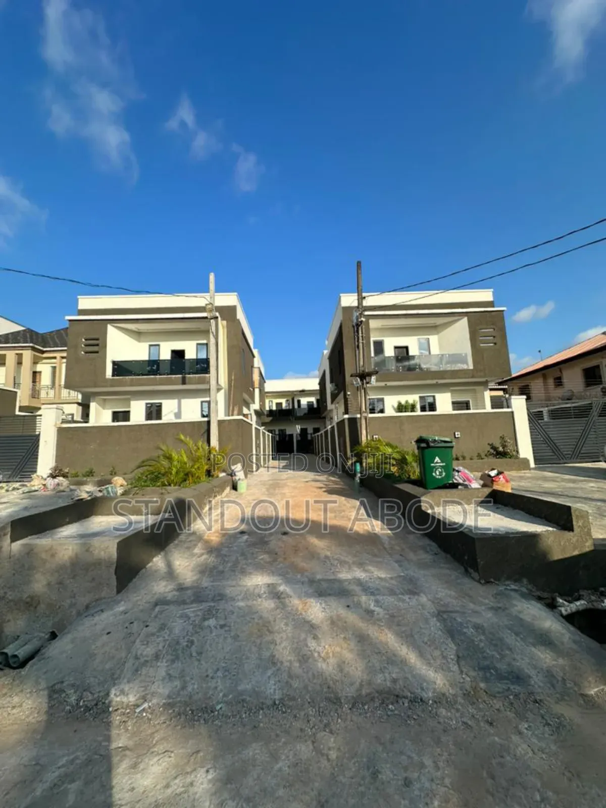 4bdrm Duplex in Inside An Estate, Omole Phase 2 for sale in Omole Phase 2