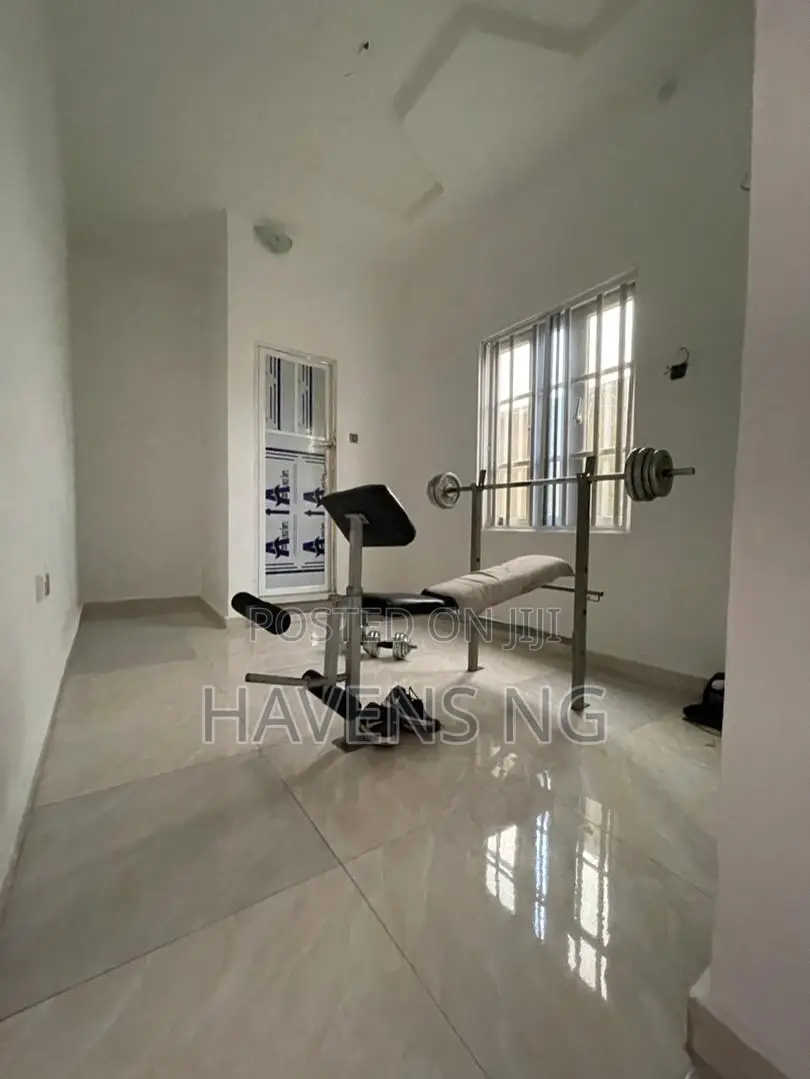 4bdrm Bungalow in Obio-Akpor for sale in Obio-Akpor