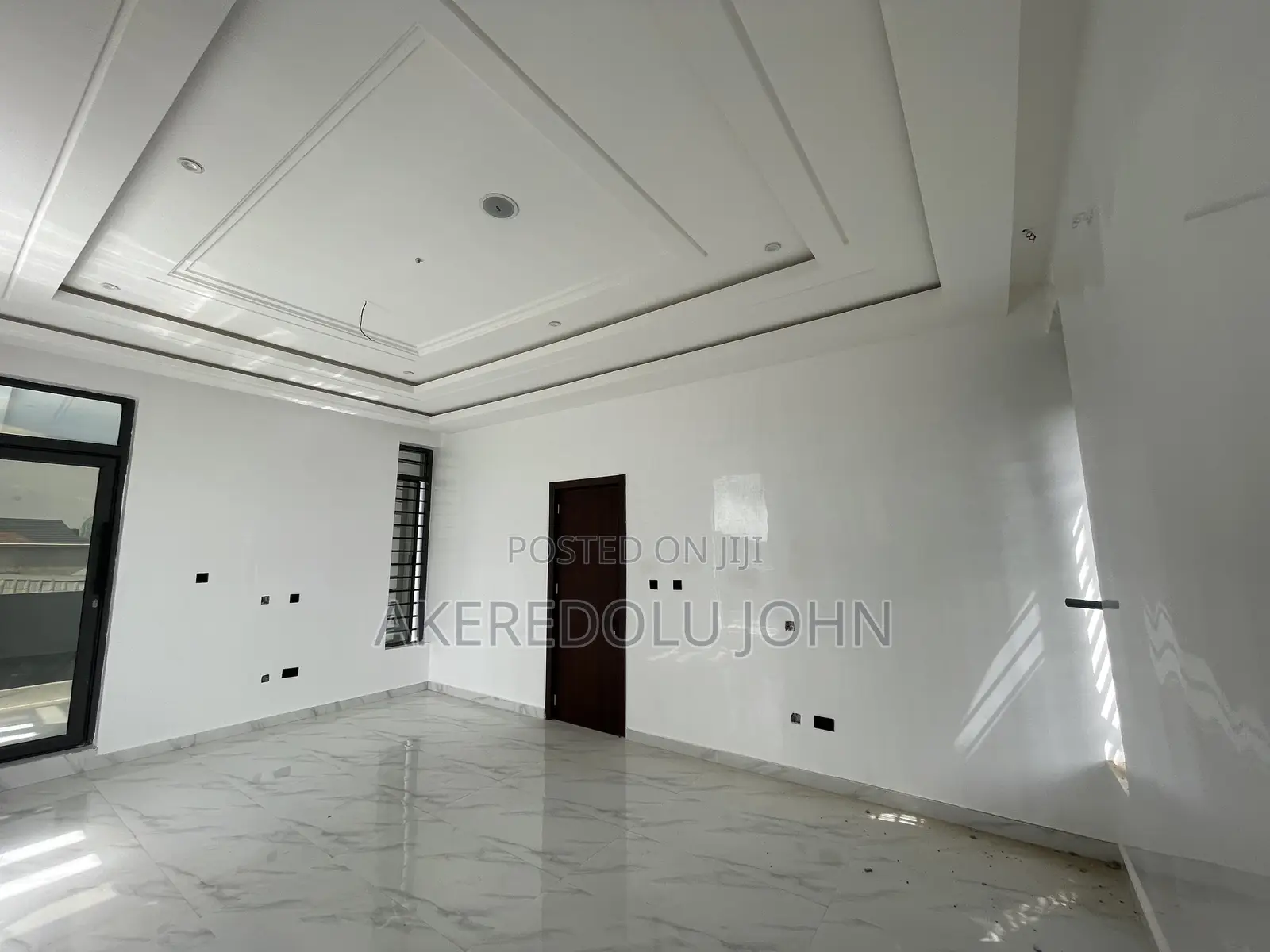 5bdrm Duplex in Apo Resettlement for sale in Apo Resettlement