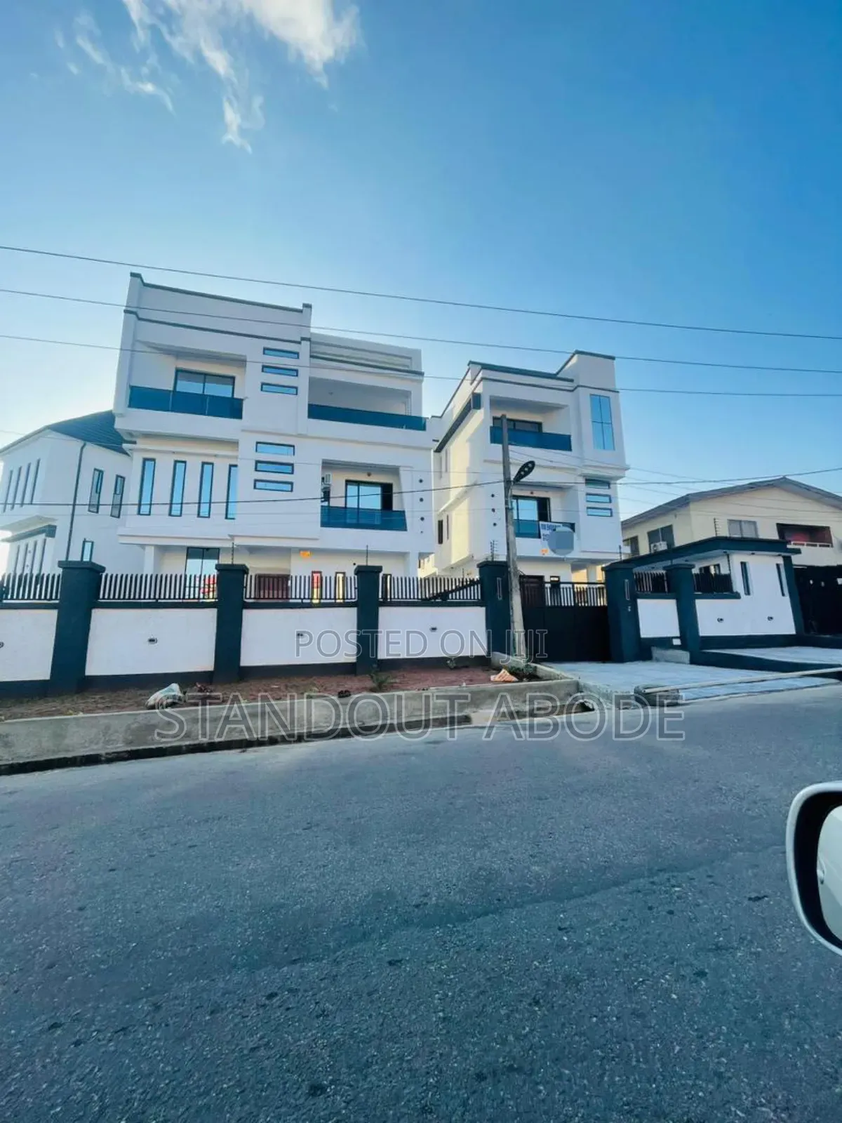 5bdrm Duplex in Inside A Gated, Omole Phase 2 for sale in Omole Phase 2
