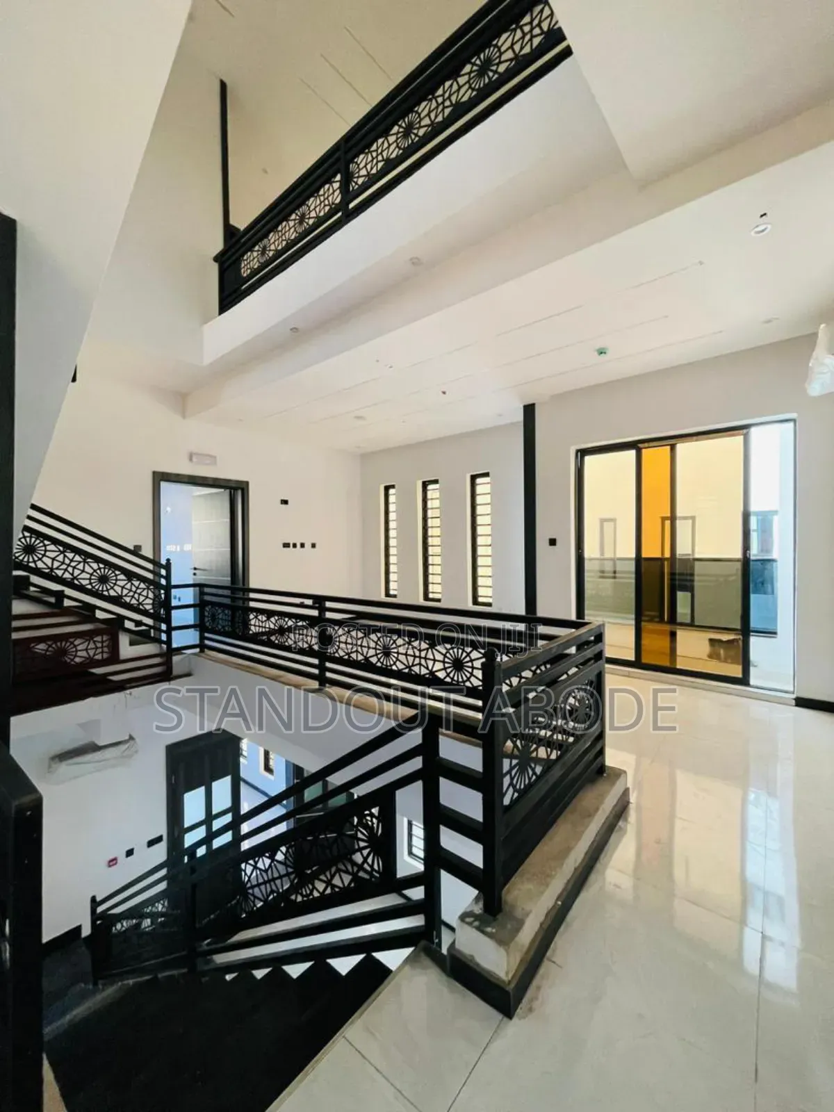 5bdrm Duplex in Inside A Gated, Omole Phase 2 for sale in Omole Phase 2