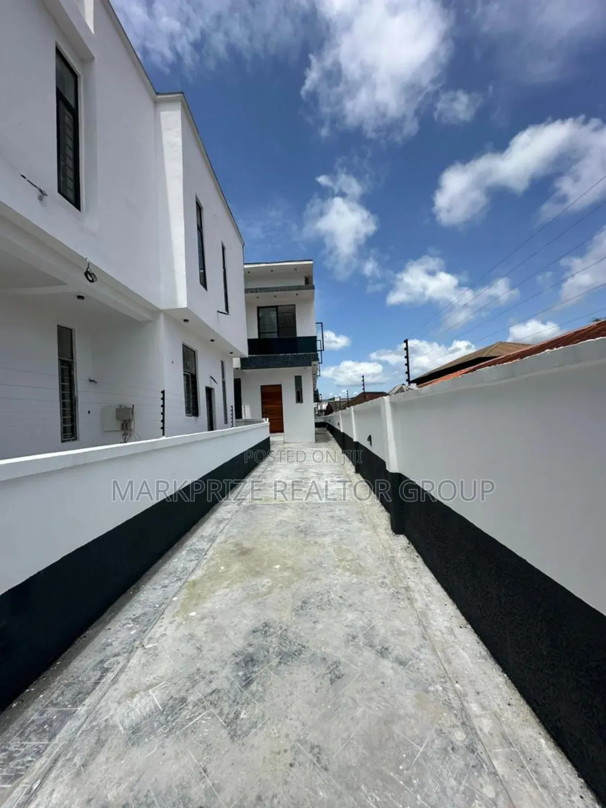 4bdrm Duplex in Ajah for sale in Ajah