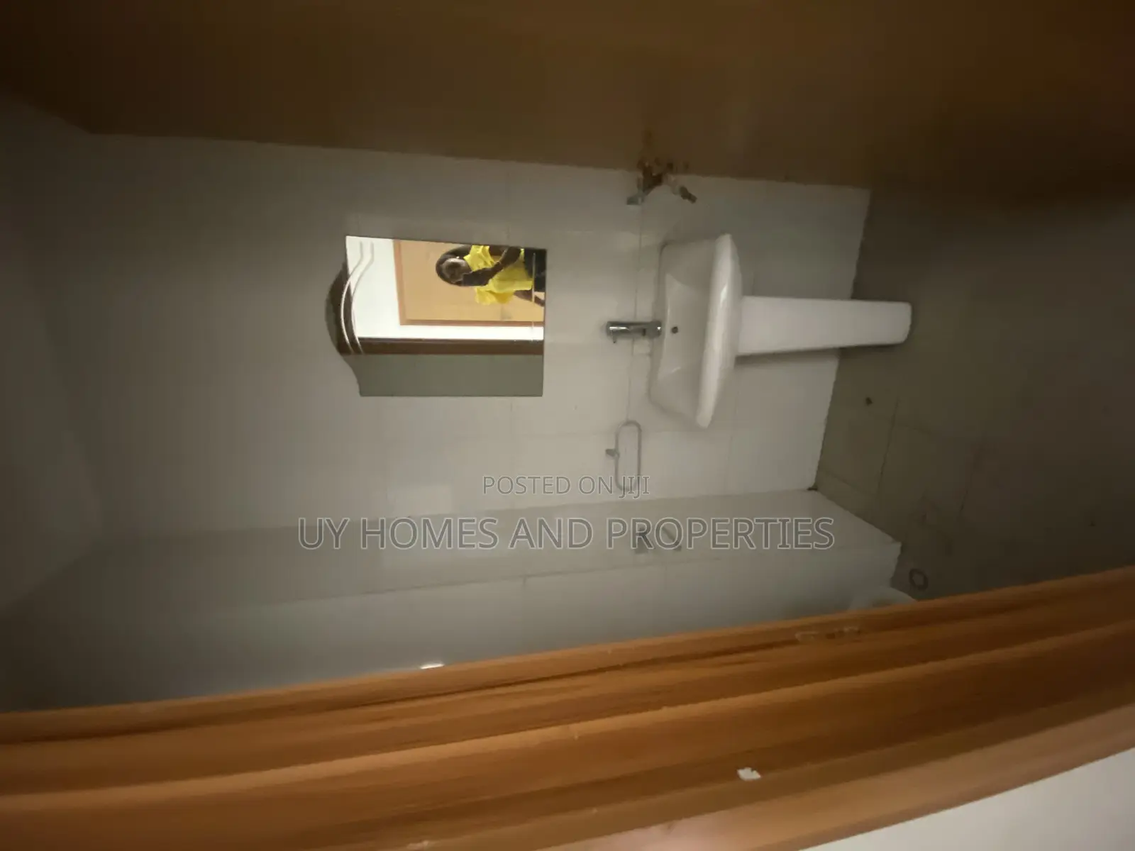 2bdrm Block of Flats in Rivtaf Golf Estate, Trans Amadi for sale in Trans Amadi