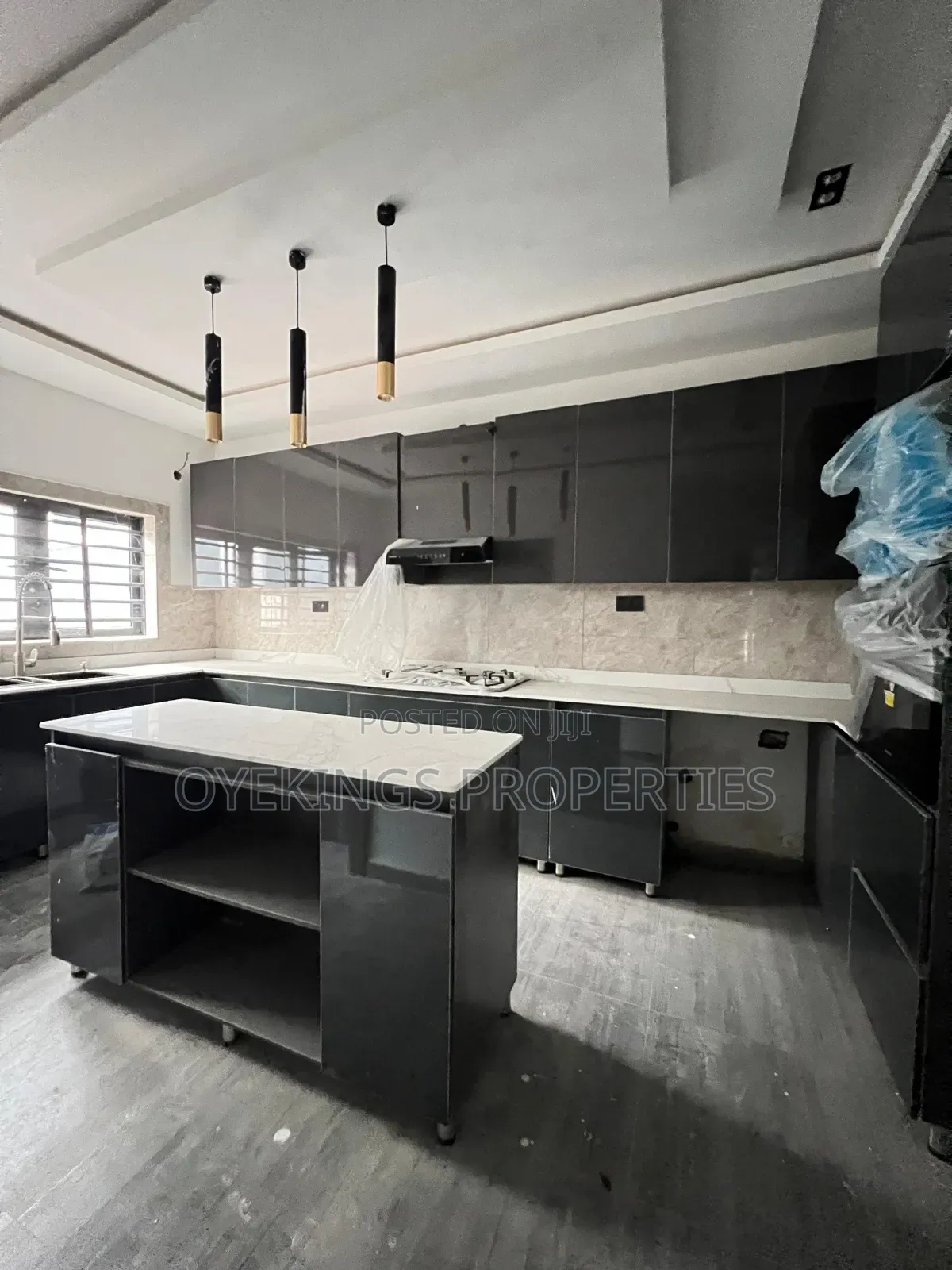 4bdrm Duplex in Oyelade Gra, Akala Express for sale in Akala Express