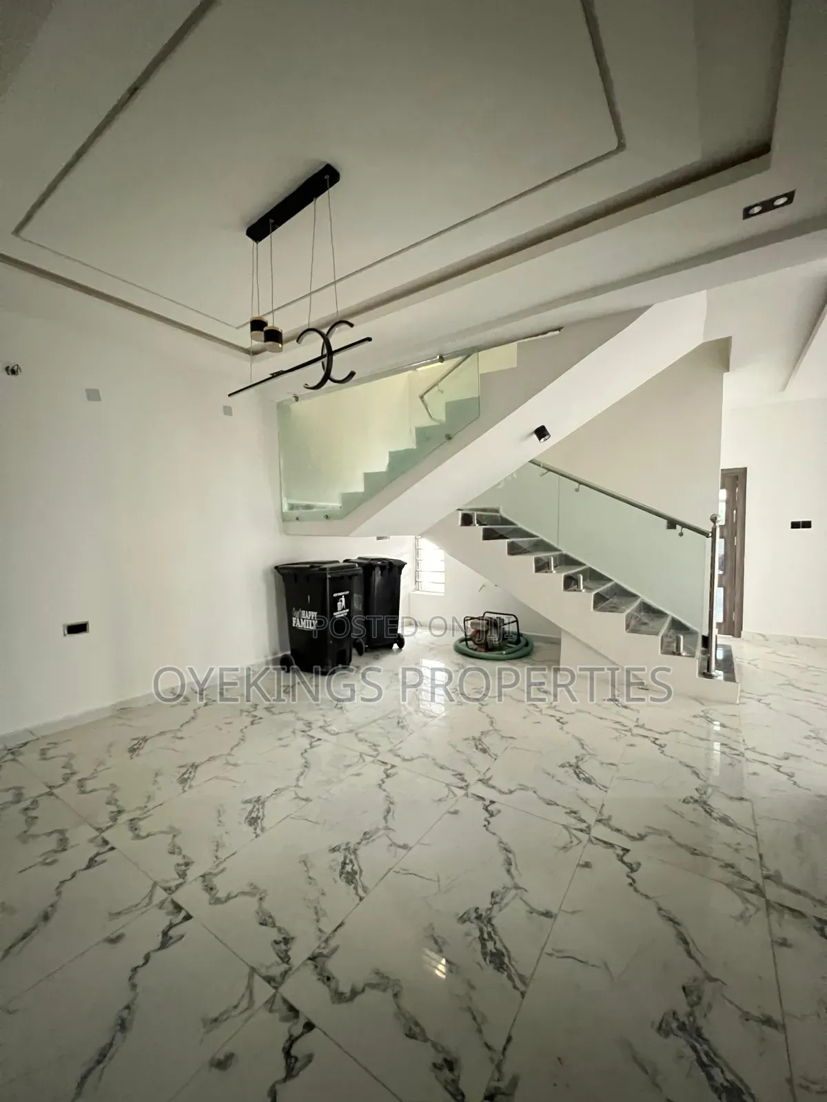 4bdrm Duplex in Oyelade Gra, Akala Express for sale in Akala Express