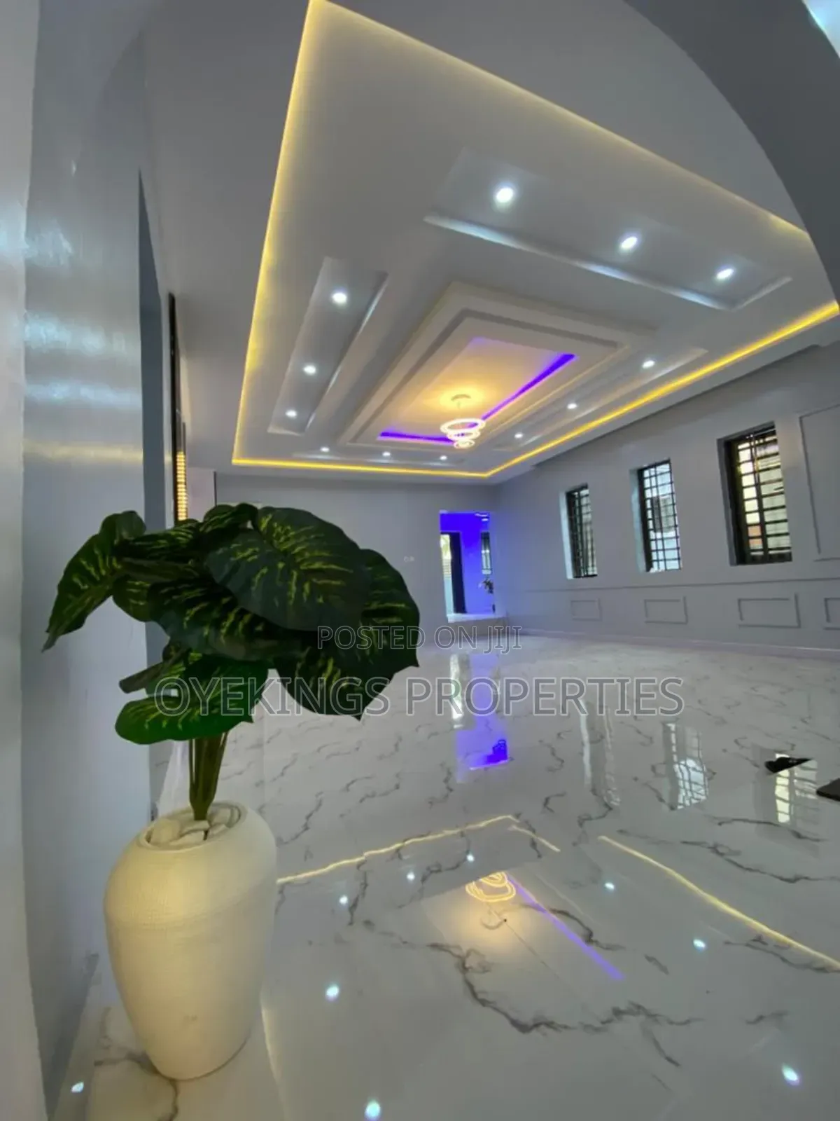 3bdrm Bungalow in Ateere, Akala Express for sale in Akala Express