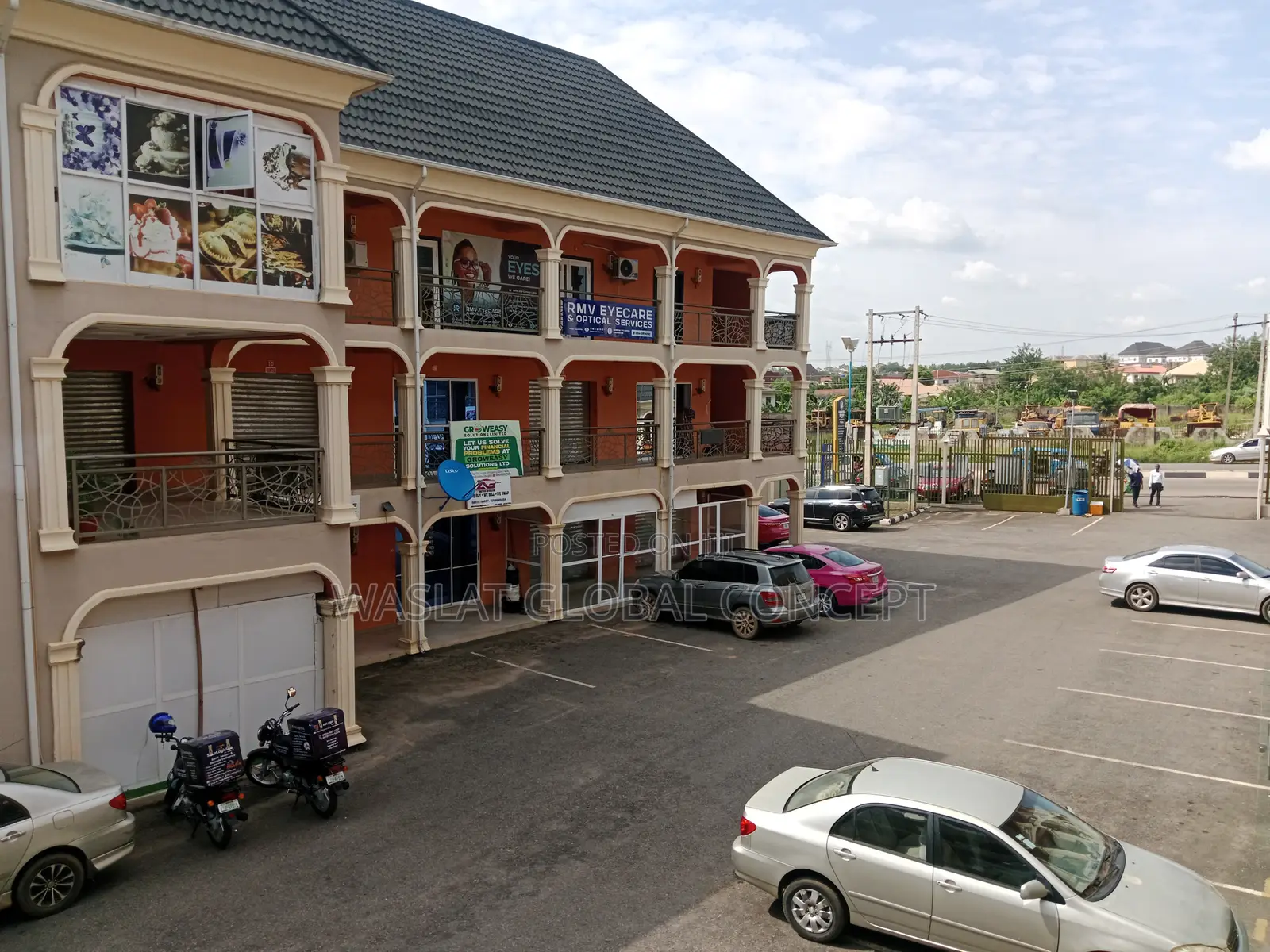 Big Shop Facing Main Road at Dada Estate Osogbo in Osogbo