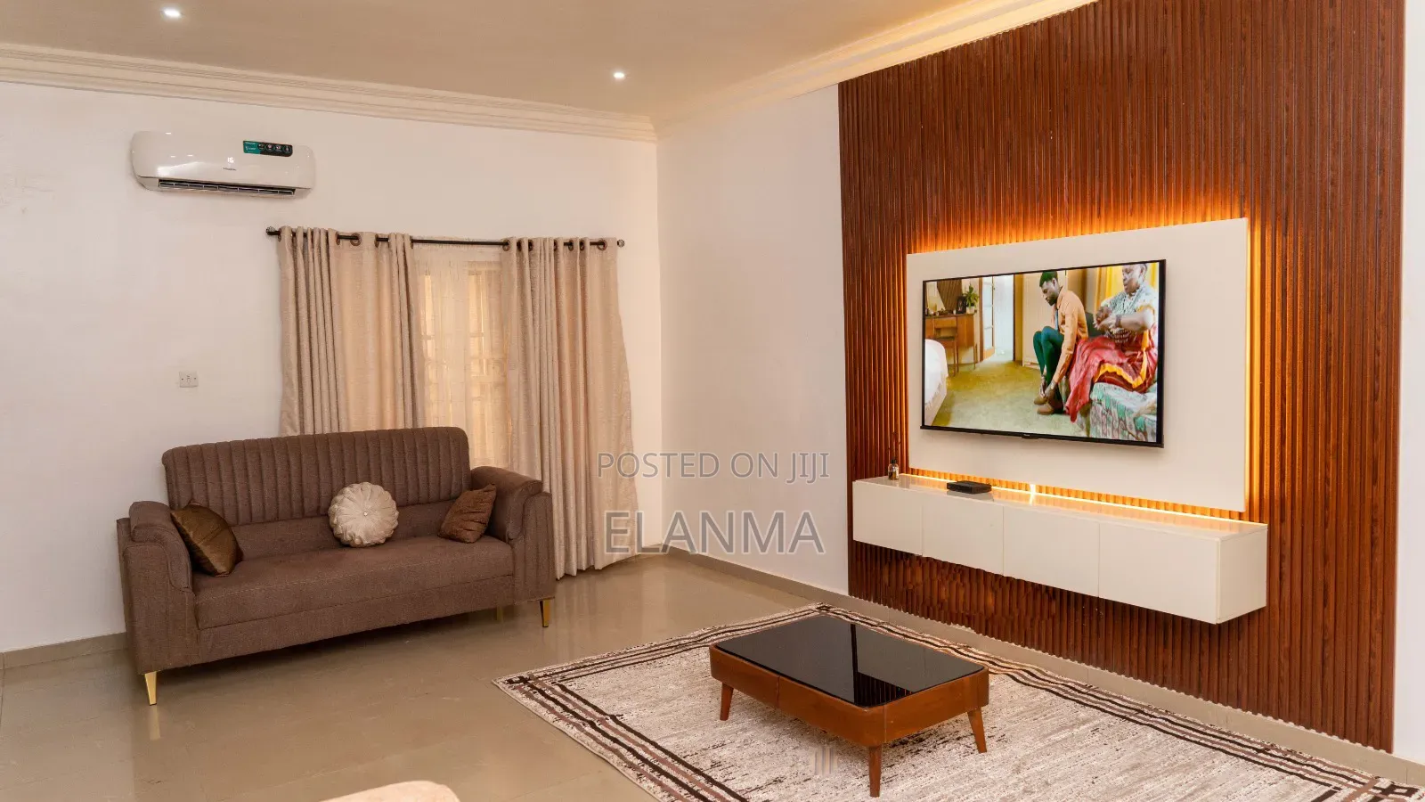 3 Bedrooms Apartment in Utako