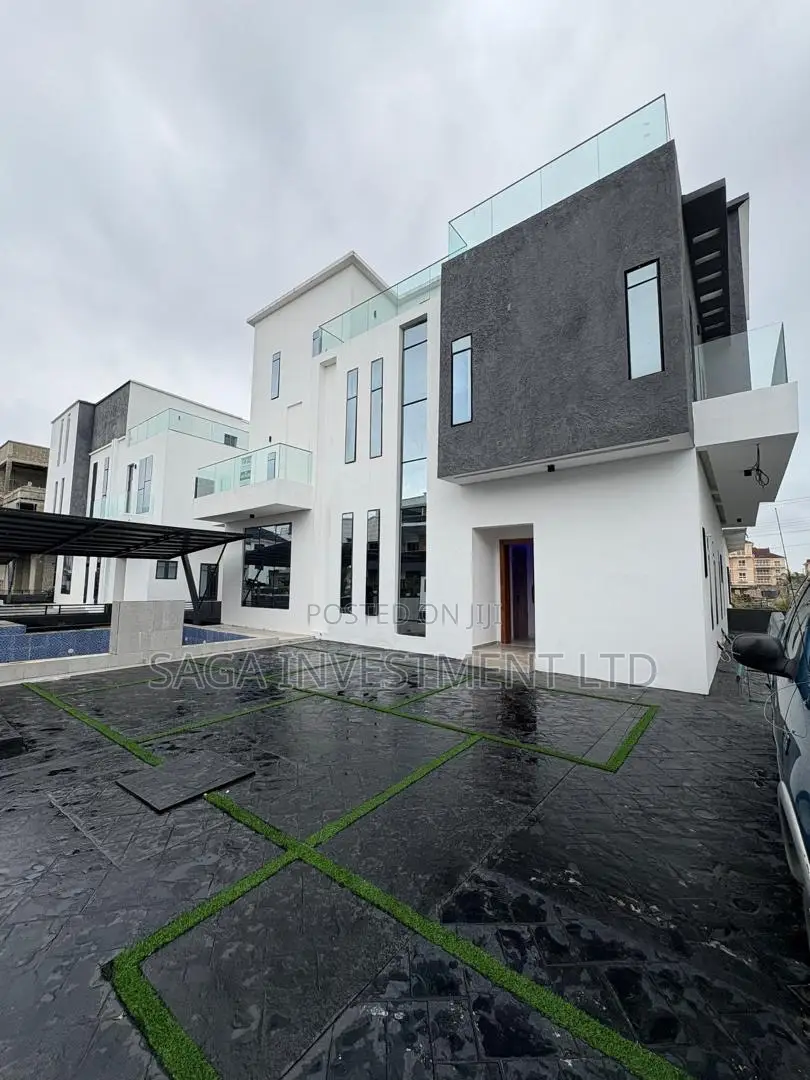 5bdrm Mansion in Victory Park Estate, Osapa london for sale in Osapa london