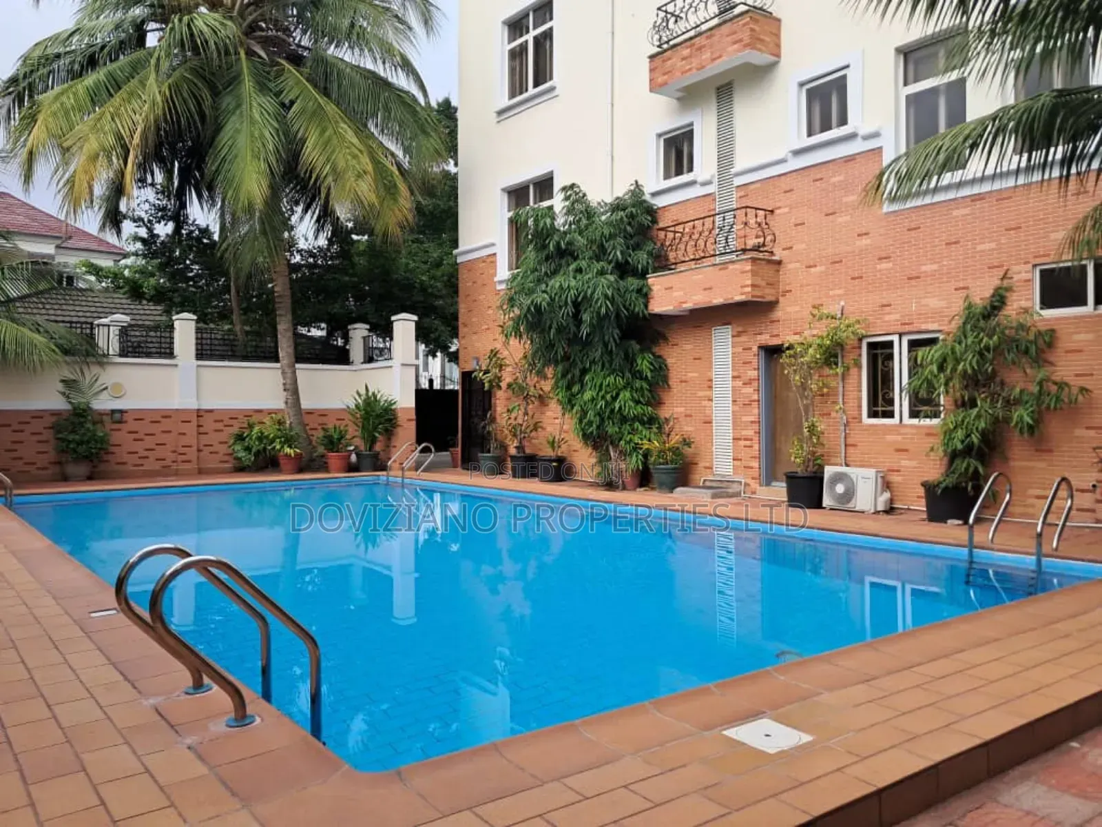 3bdrm Block of Flats in Parkview Estate for rent in Parkview Estate