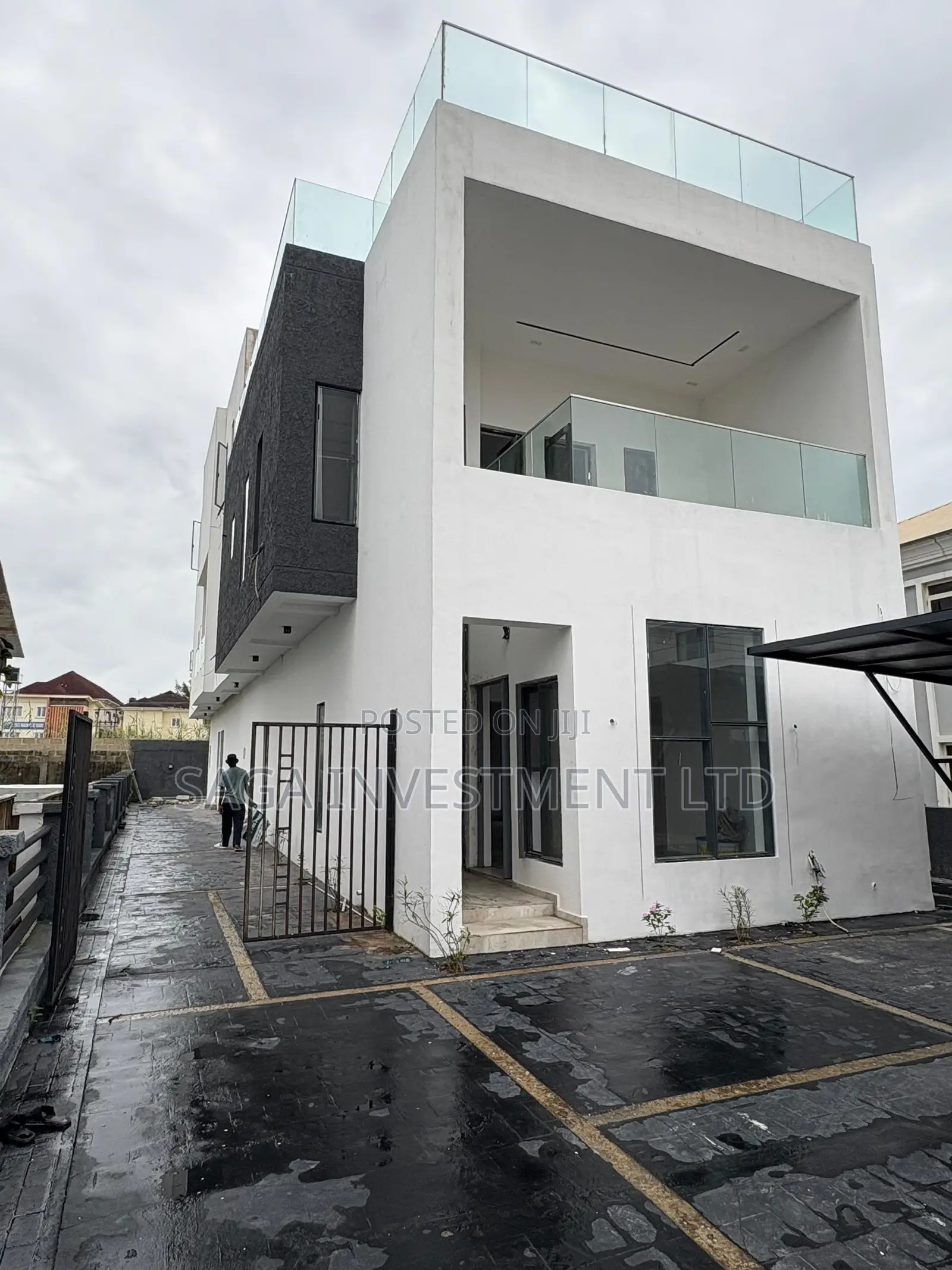 5bdrm Mansion in Victory Park Estate, Osapa london for sale in Osapa london