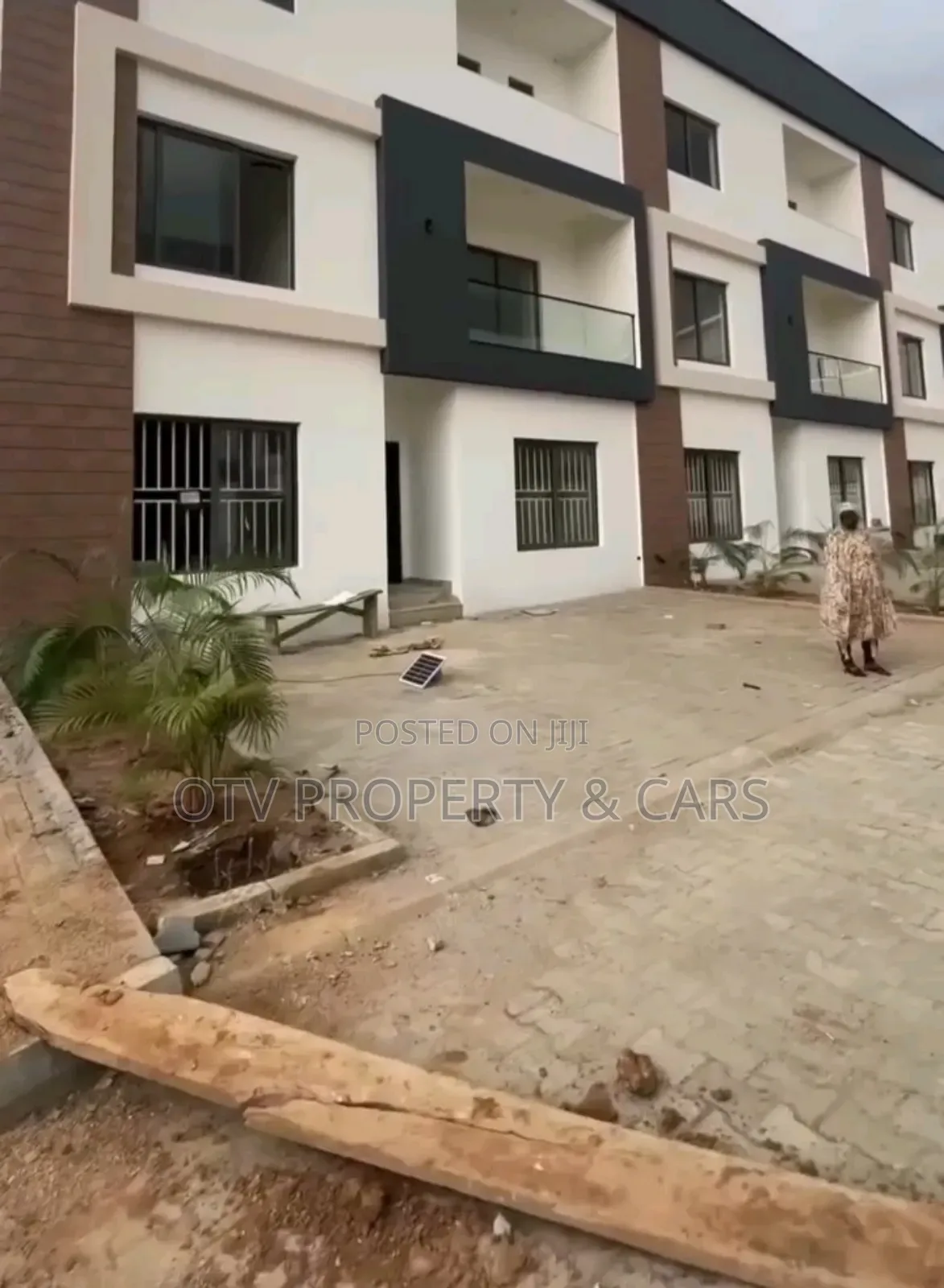 Furnished 5bdrm Townhouse/Terrace in Jahi for sale in Jahi