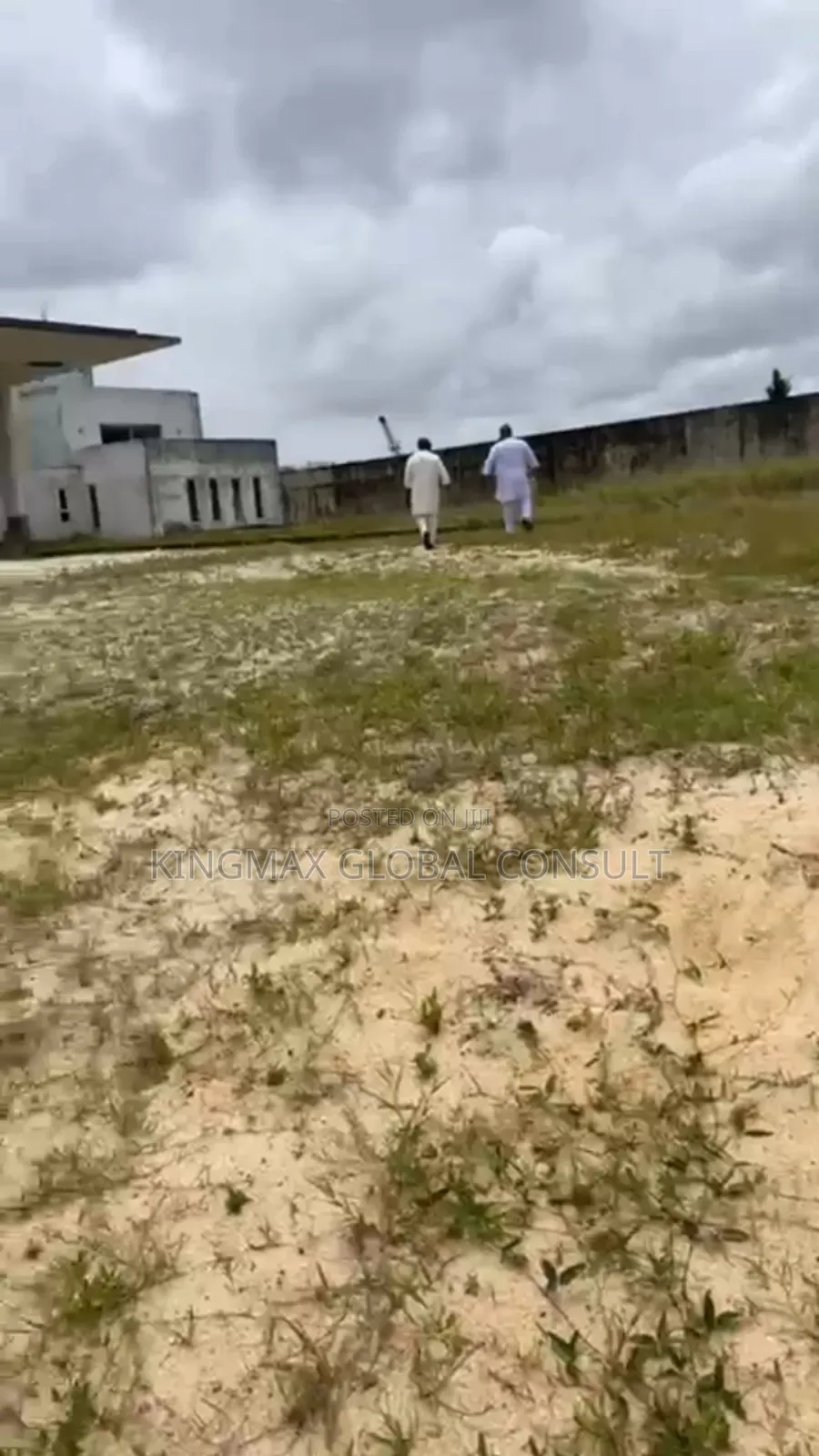 Land for Sale:: 10,000 SQM Land for Sale at Parkview Estate Ikoyi Lagos in Ikoyi