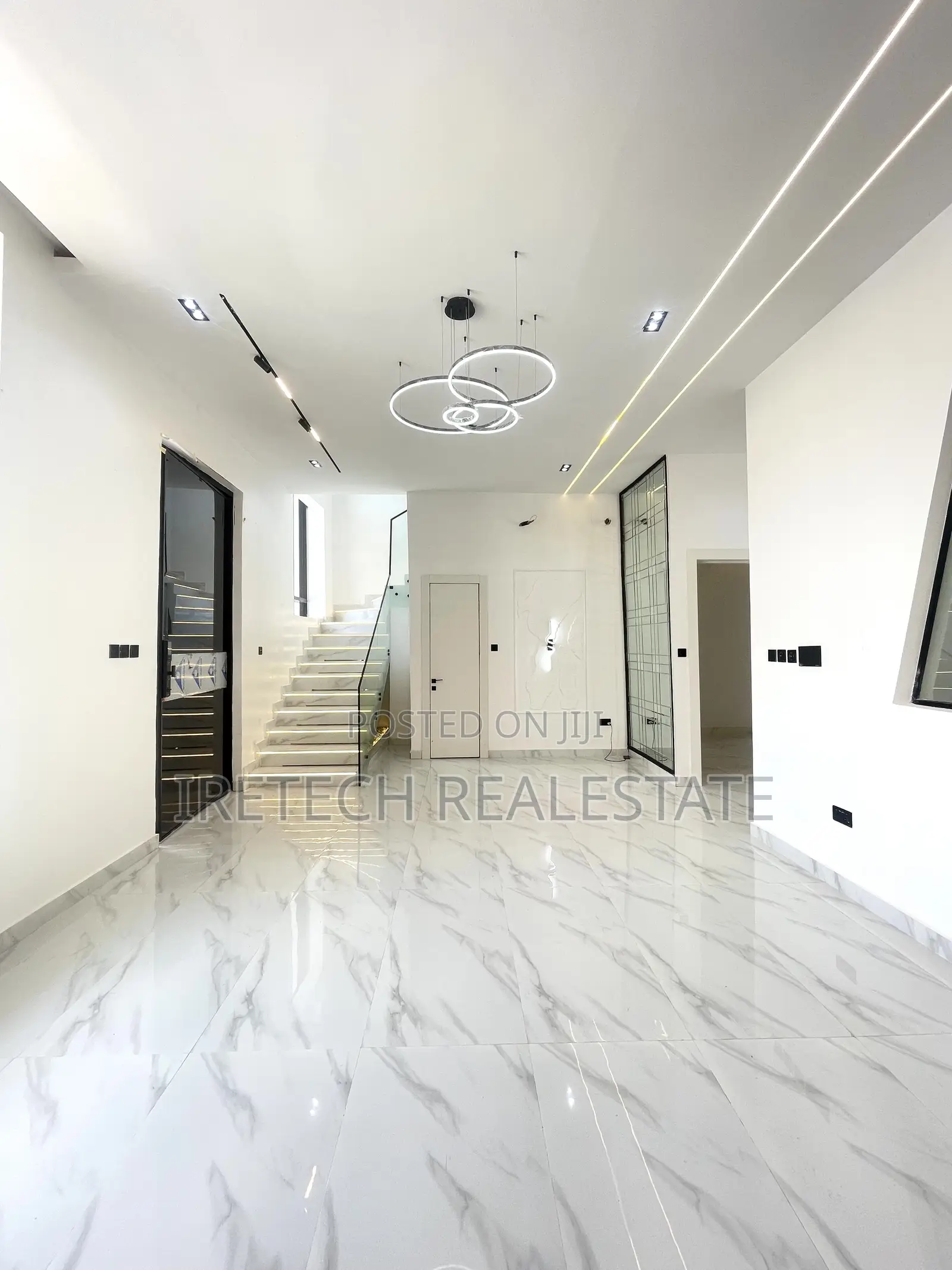 5bdrm Duplex in Ado / Ajah for sale in Ado / Ajah