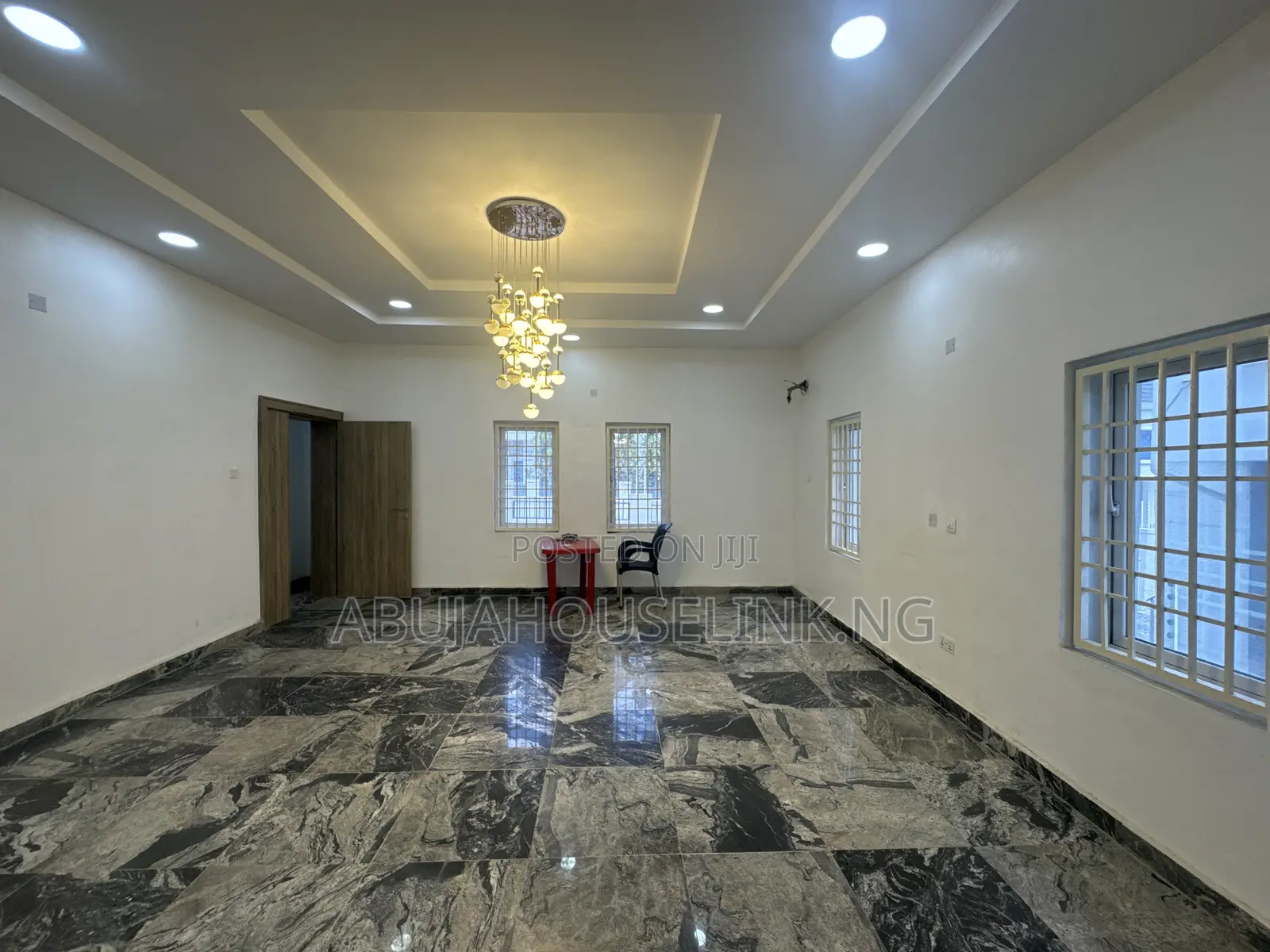 5bdrm Duplex in Guzape Main Abuja for sale in Guzape District