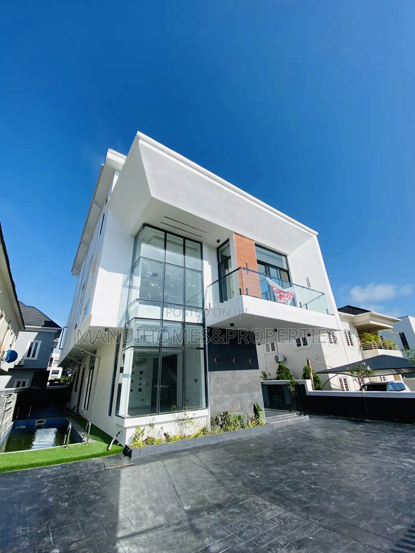 5bdrm Duplex in Lekki for sale in Lekki