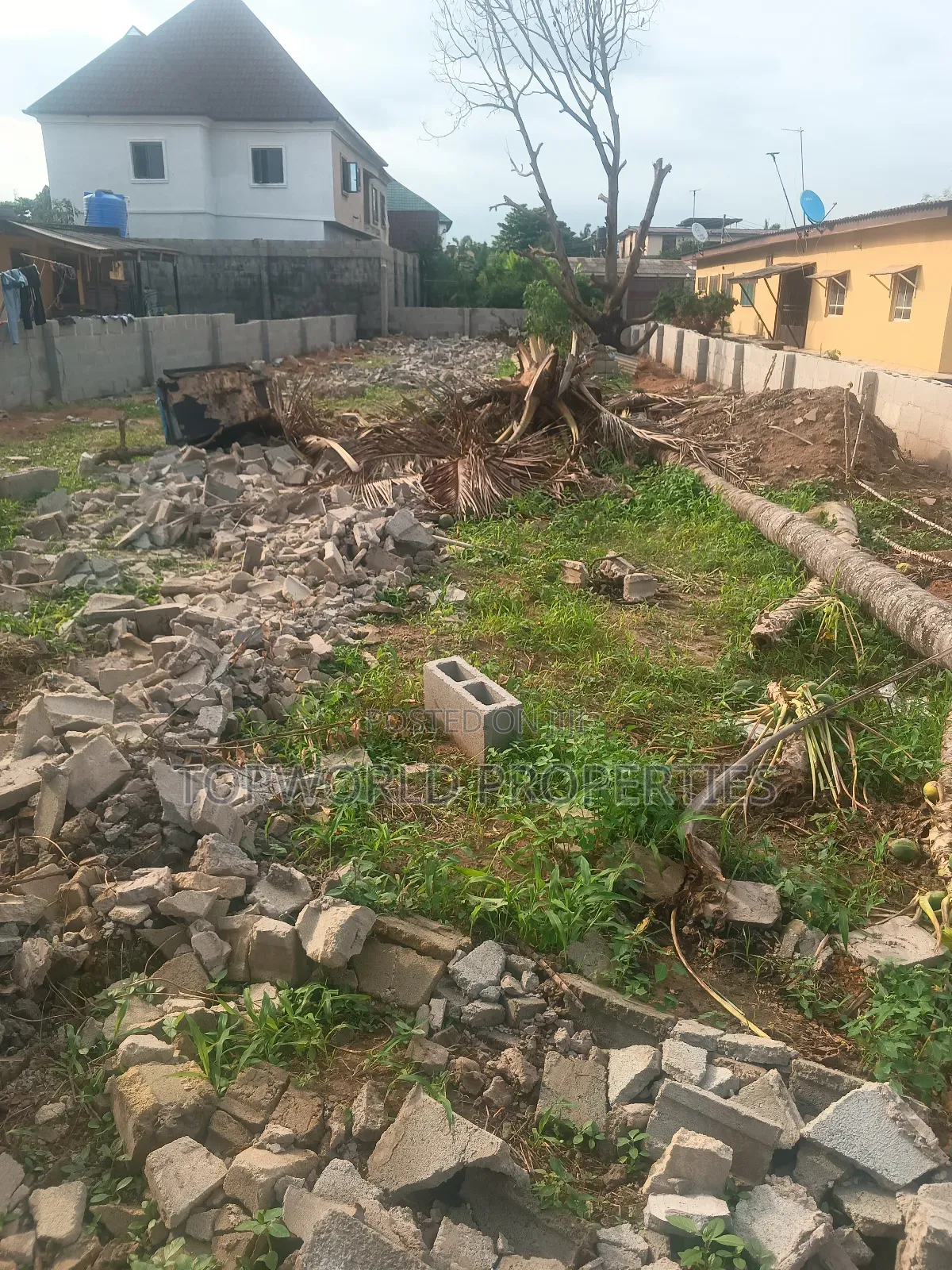 Land Measuring 35 Feet By 85 Feet At Olaniyi New Oko Oba in New Oko Oba