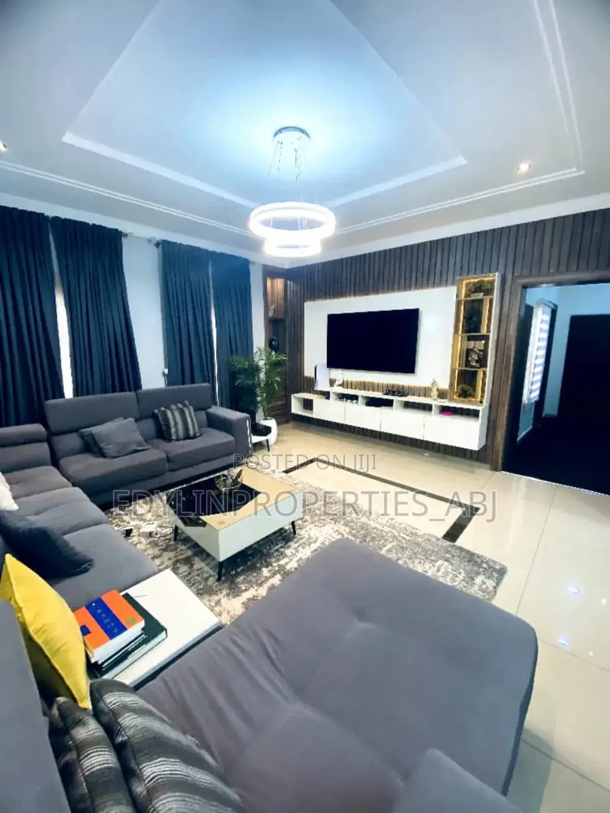 Well Furnished 3 Bedroom at Katampe Extension. FCT Abuja in Katampe Extension