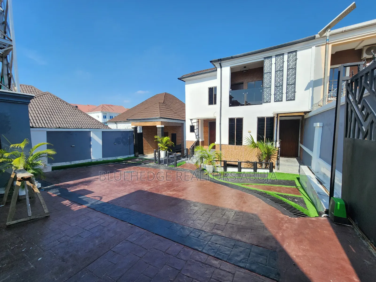 3bdrm Apartment in Asokoro for sale in Asokoro