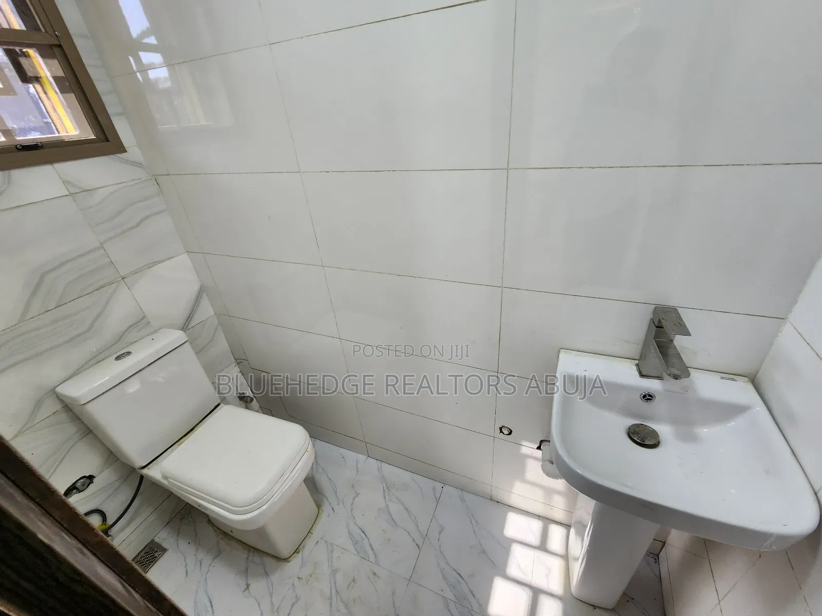 3bdrm Apartment in Asokoro for sale in Asokoro
