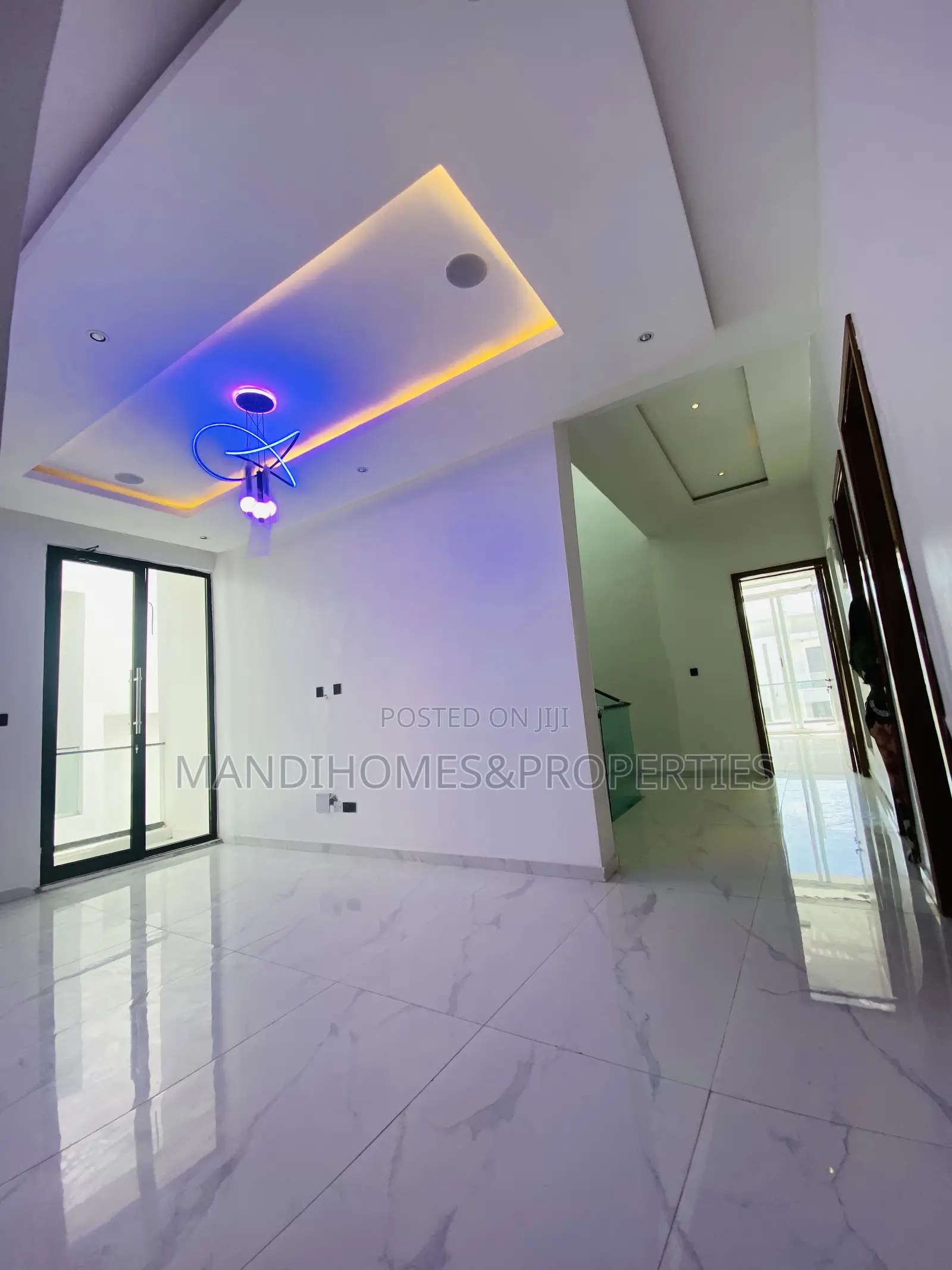 5bdrm Duplex in Lekki for sale in Lekki