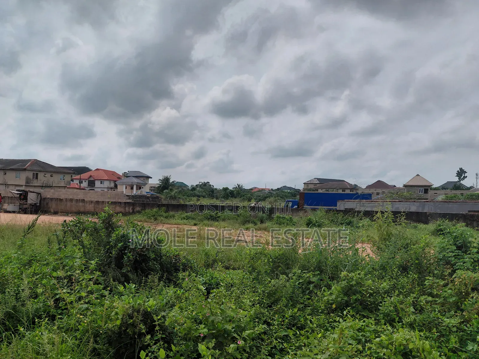 48 Acers Along Lagos Ibadan Expressway B/4 Interchange in Obafemi-Owode