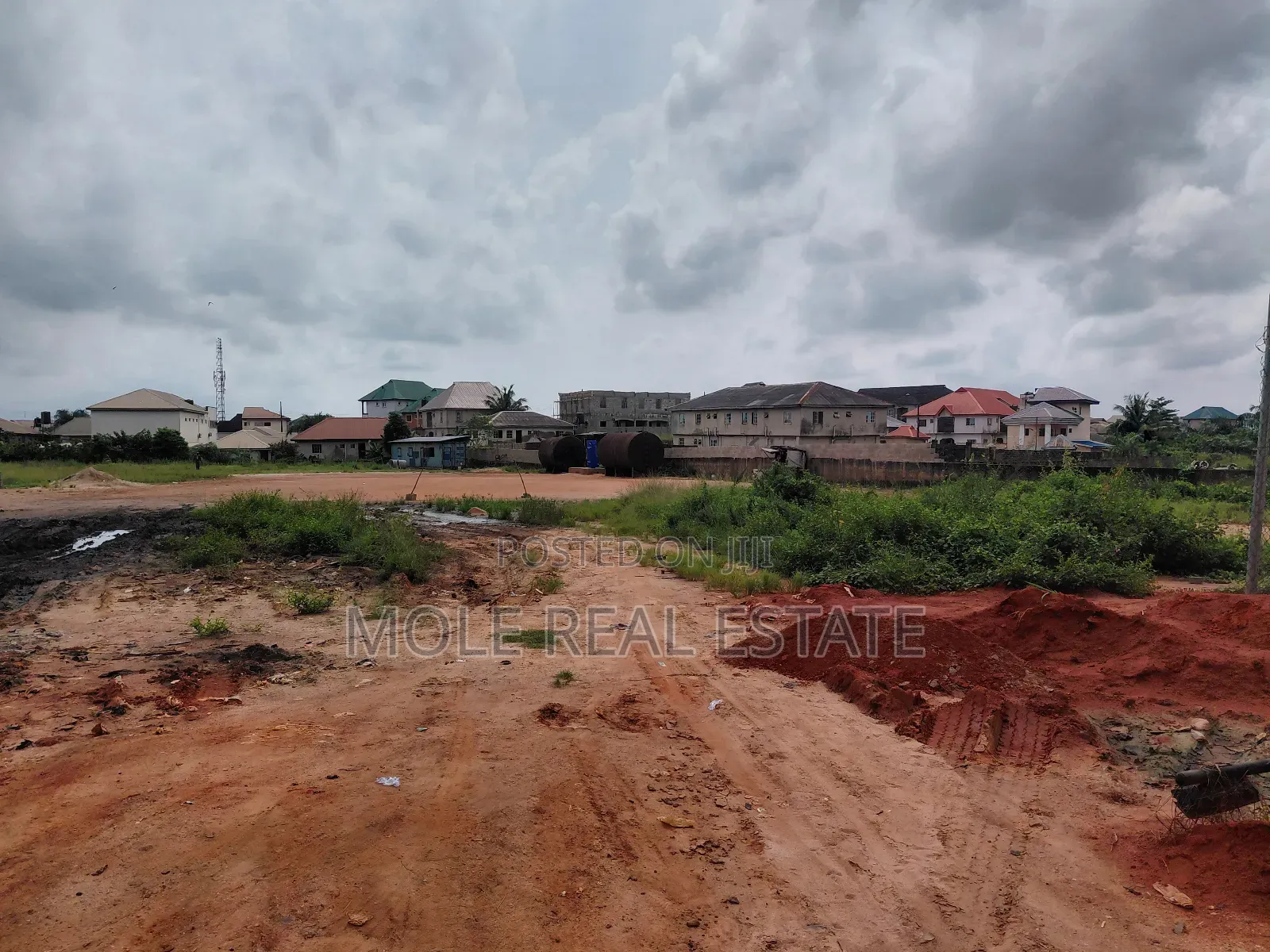 48 Acers Along Lagos Ibadan Expressway B/4 Interchange in Obafemi-Owode