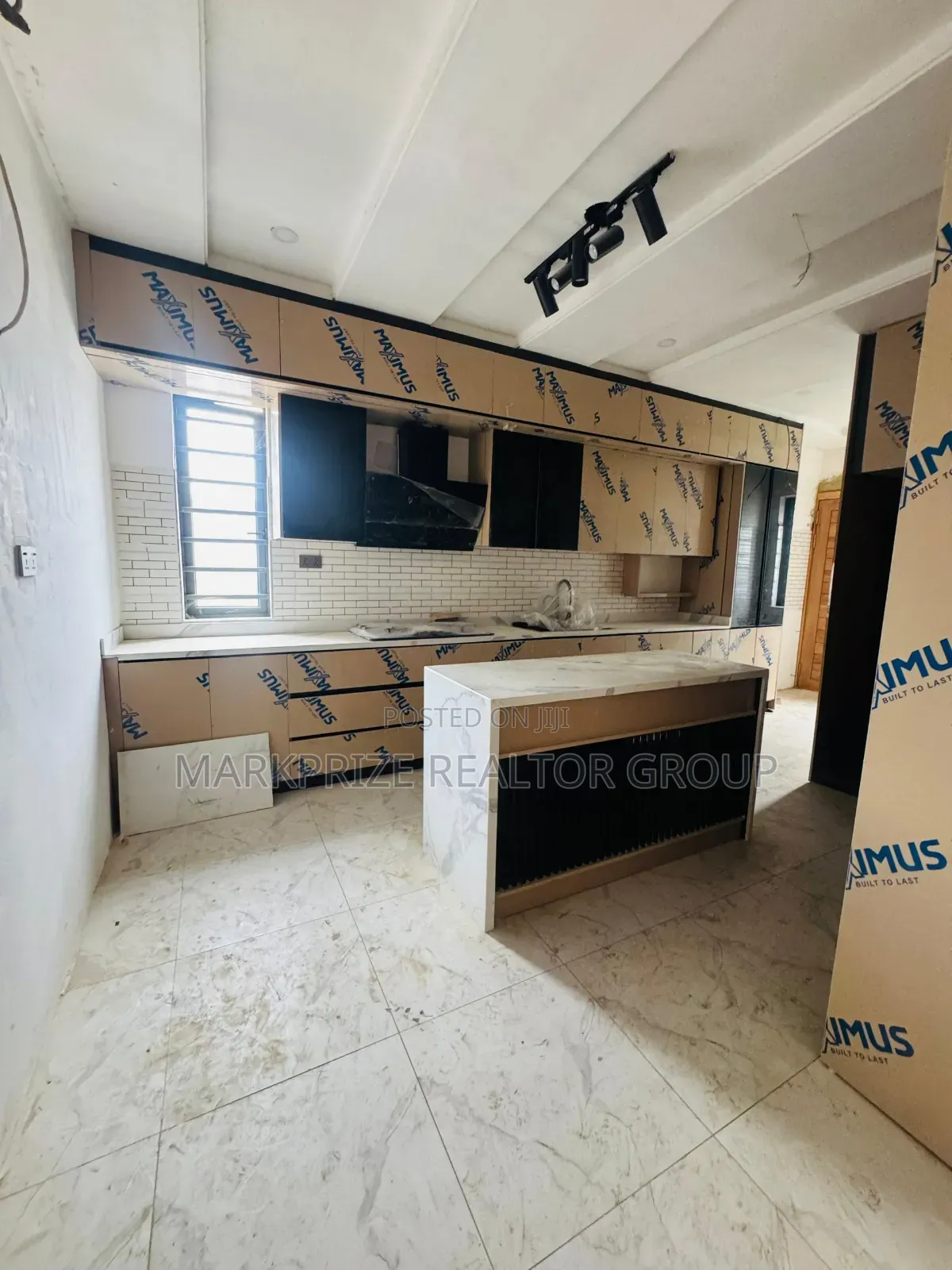 5bdrm Duplex in Opebi for sale in Opebi