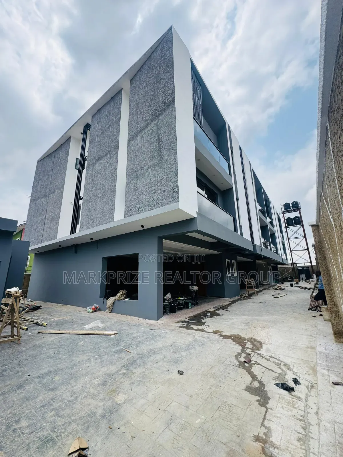 5bdrm Duplex in Opebi for sale in Opebi