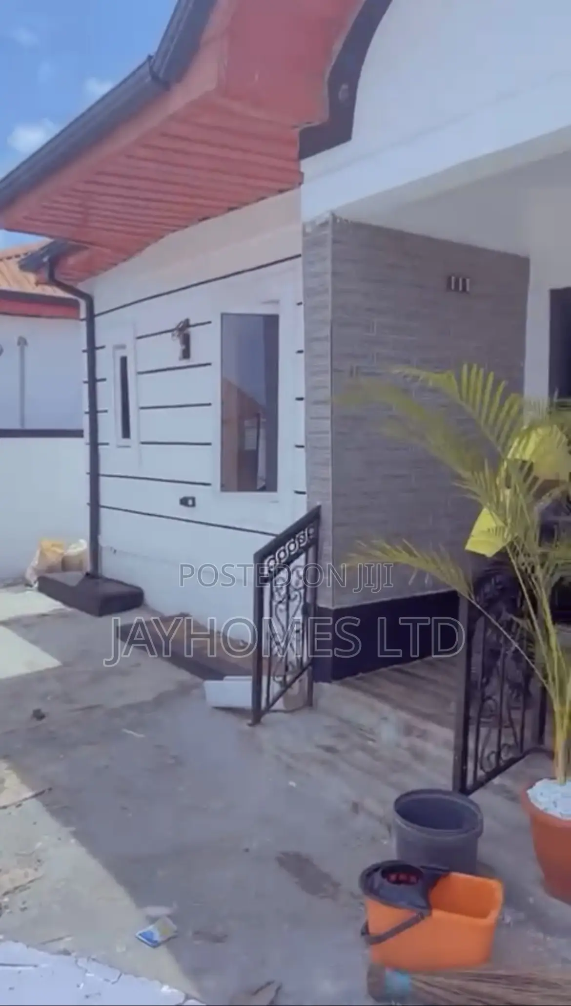 4bdrm Bungalow in Asaba Housing Estate, Oshimili South for sale in Oshimili South