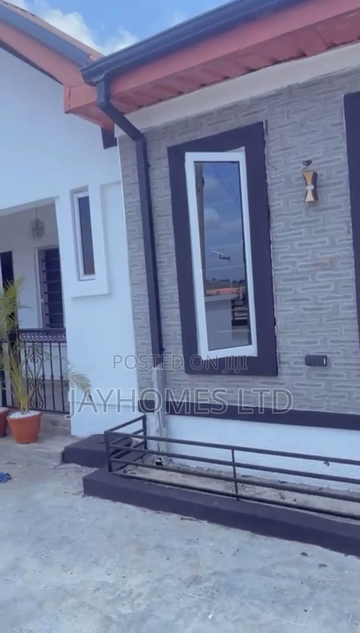 4bdrm Bungalow in Asaba Housing Estate, Oshimili South for sale in Oshimili South