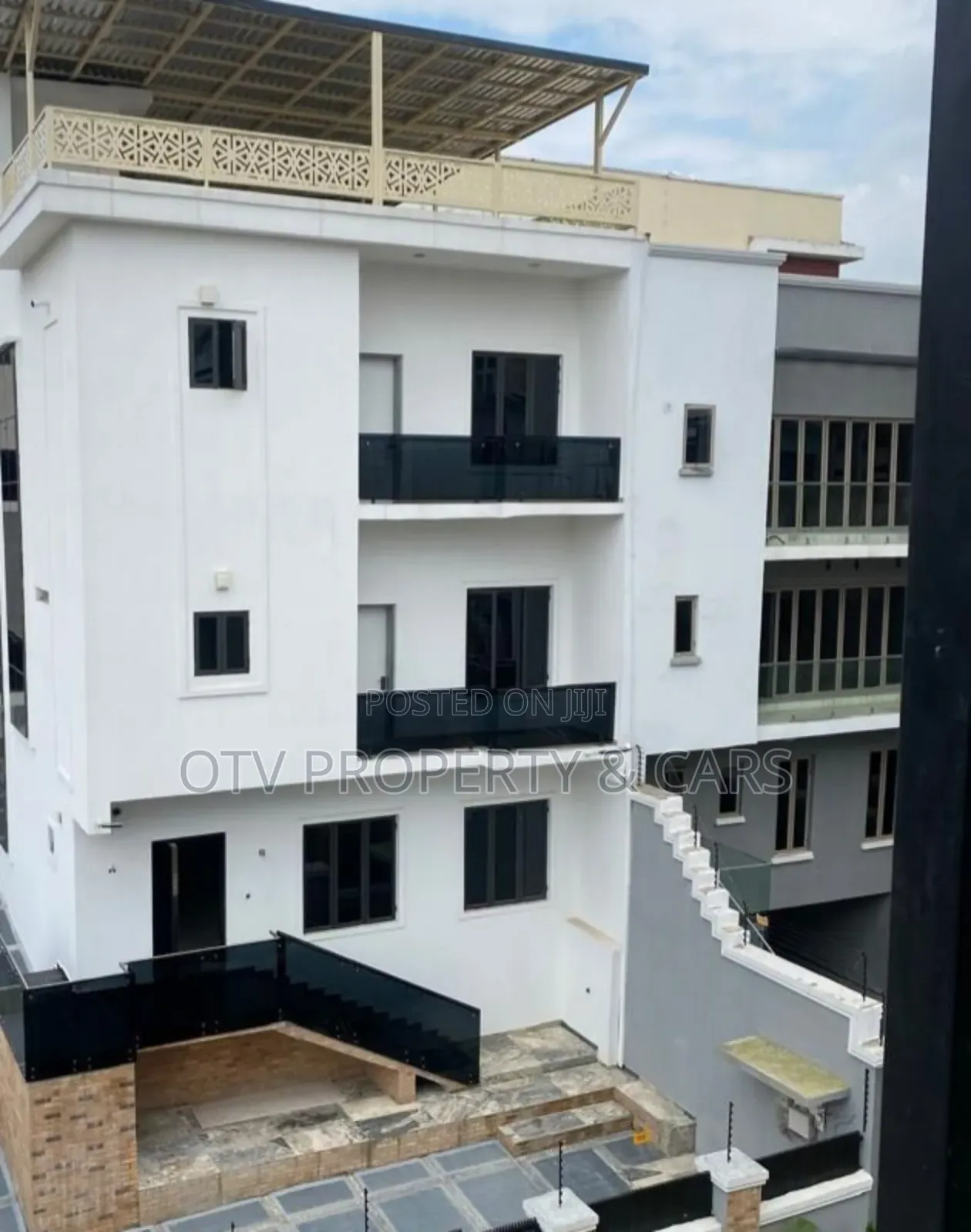 5bdrm Townhouse/Terrace in Guzape District for sale in Guzape District