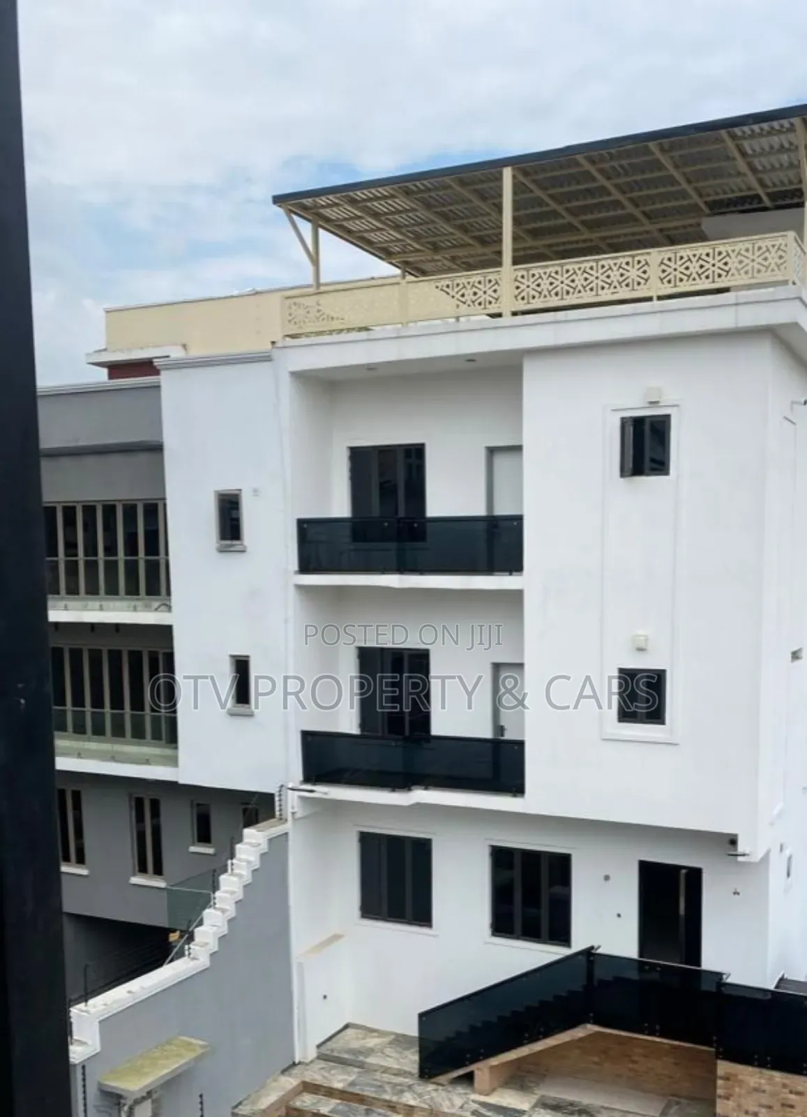 5bdrm Townhouse/Terrace in Guzape District for sale in Guzape District