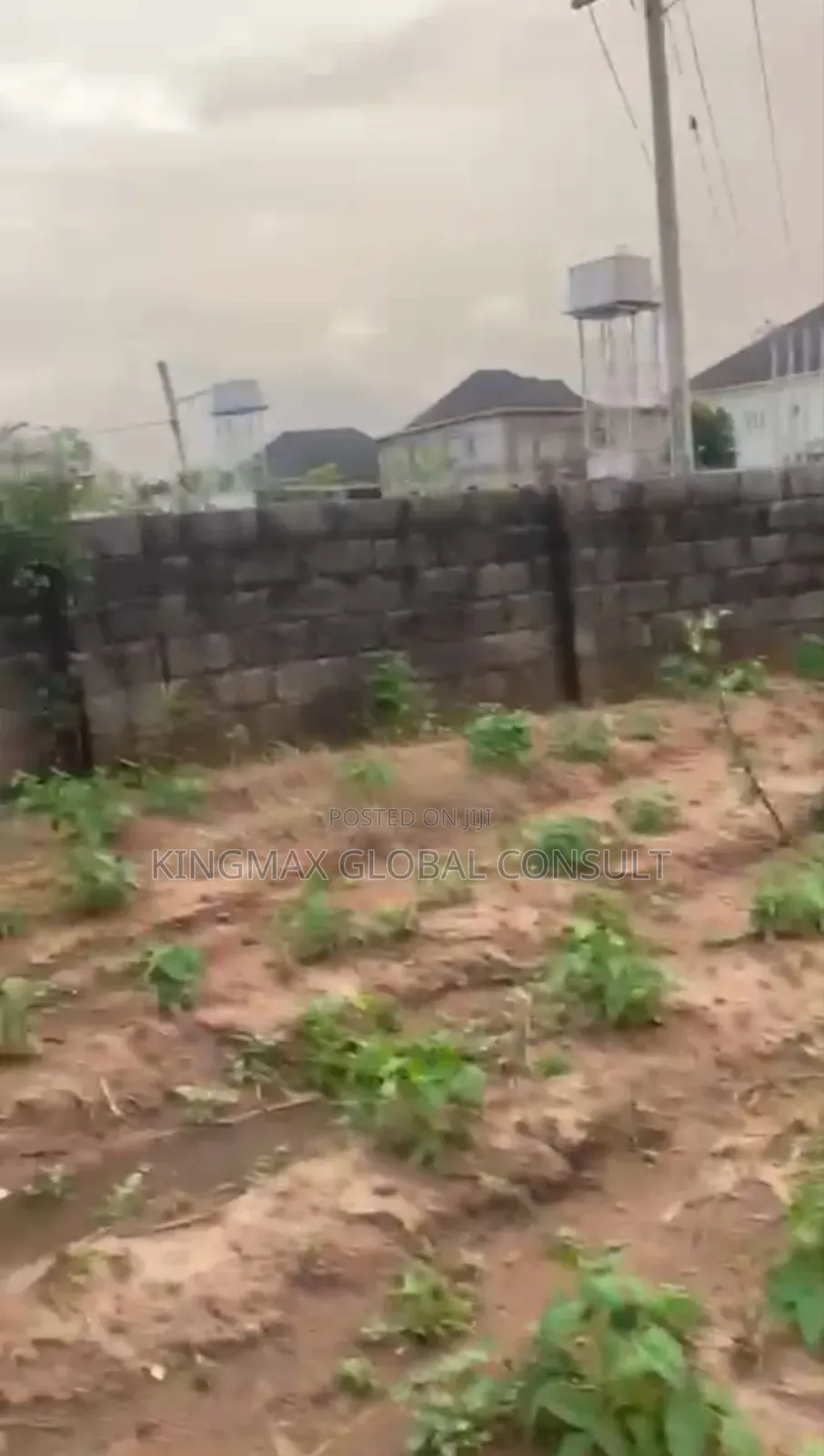 Kaura Plot 15 Size Almost 1400 Very Close to Express Road Buildable in Kaura