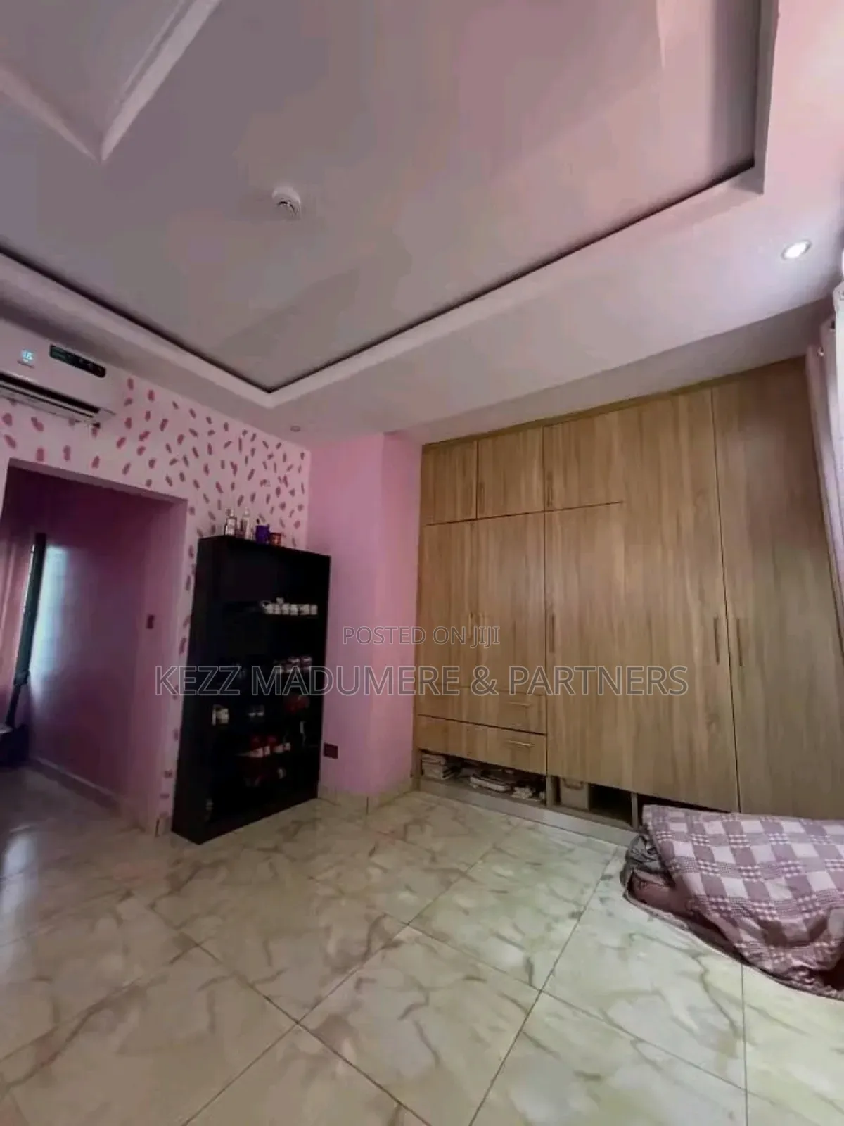 5bdrm Duplex in Inside An Estate ,, Port-Harcourt for sale in Port-Harcourt