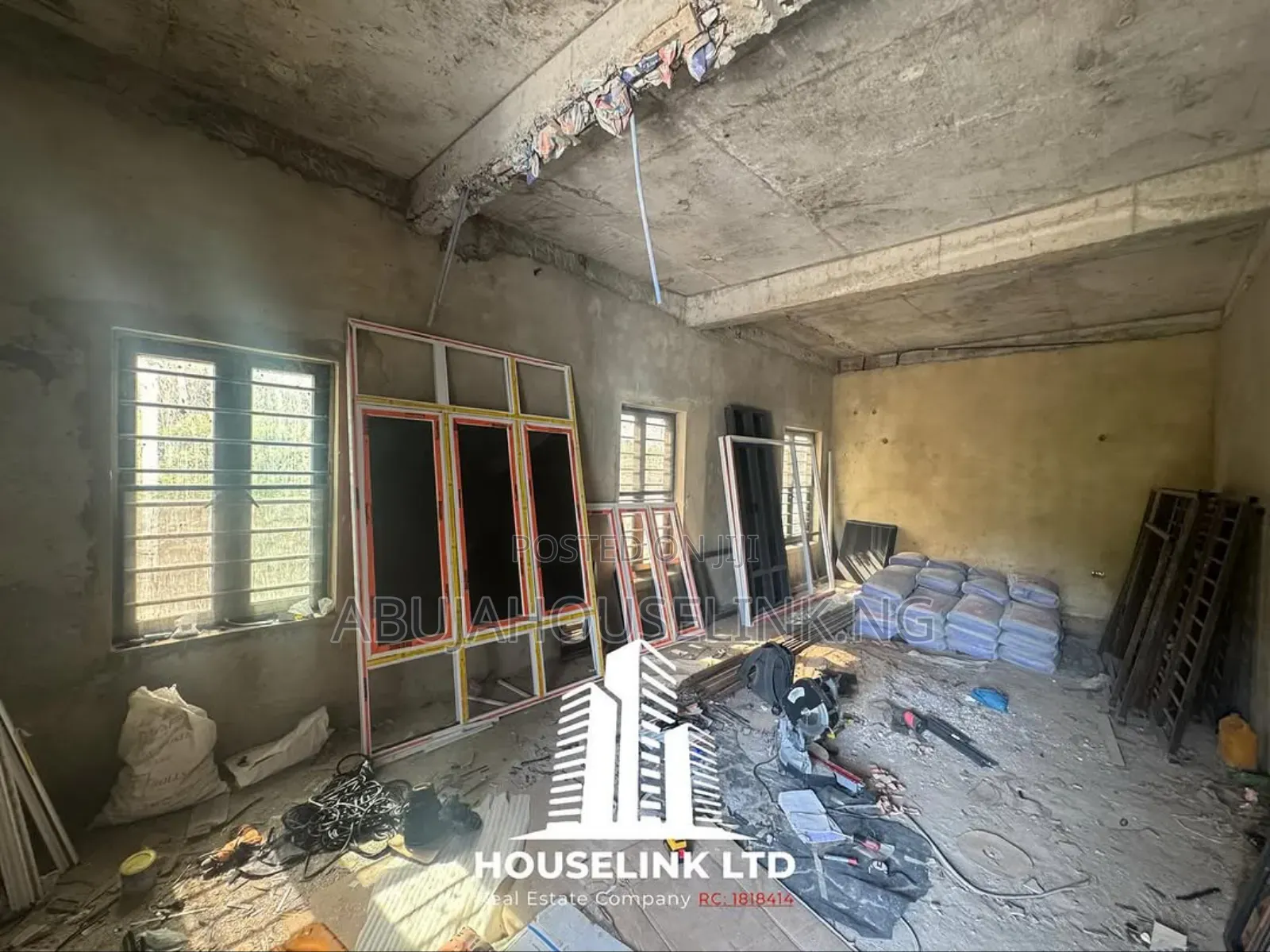 5bdrm Duplex in Guzape Abuja for sale in Guzape District