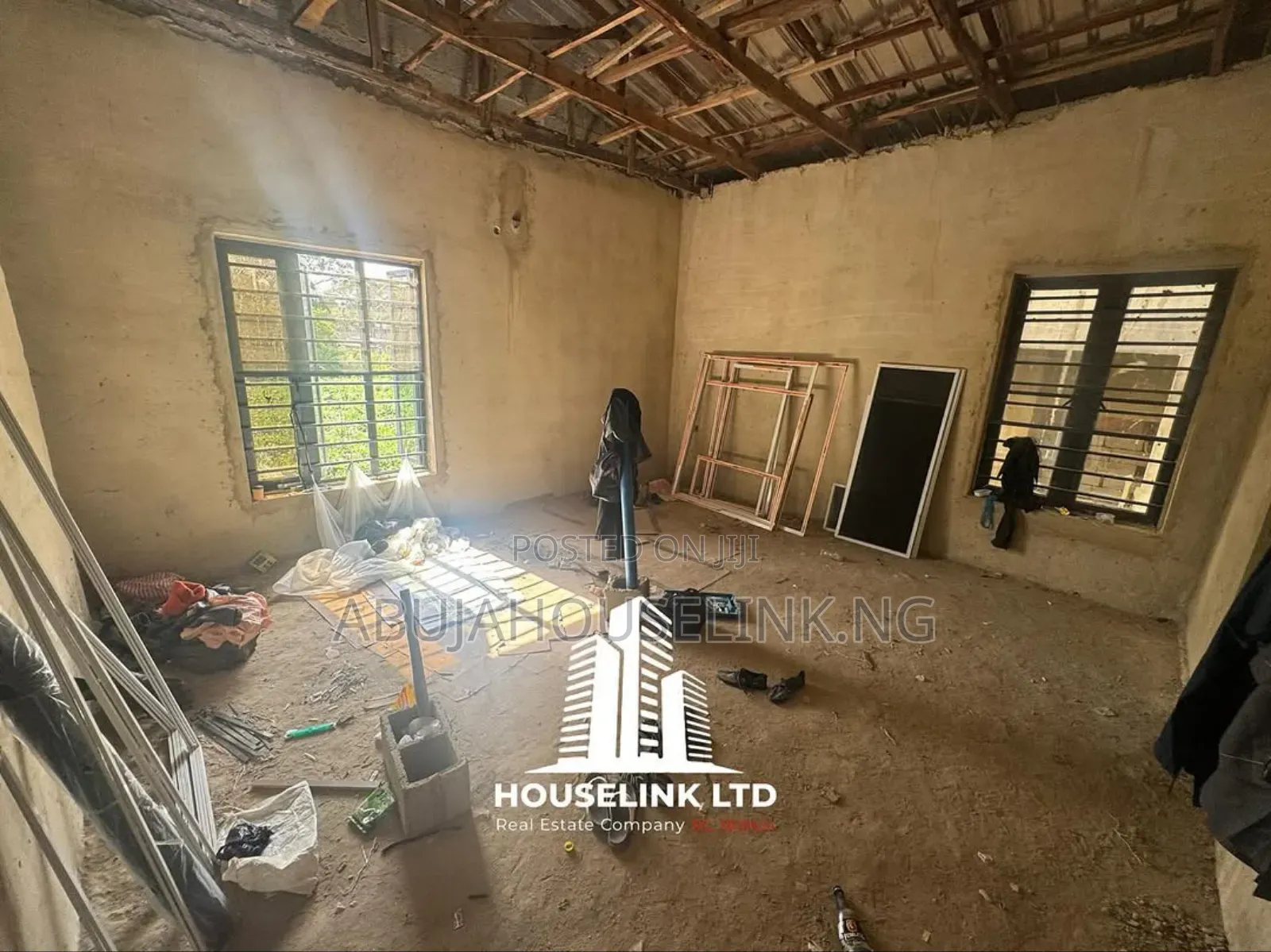 5bdrm Duplex in Guzape Abuja for sale in Guzape District