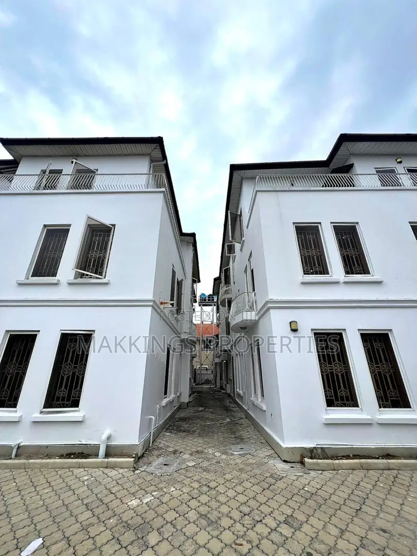 2bdrm Apartment in Lekki Phase 1 for rent in Lekki Phase 1